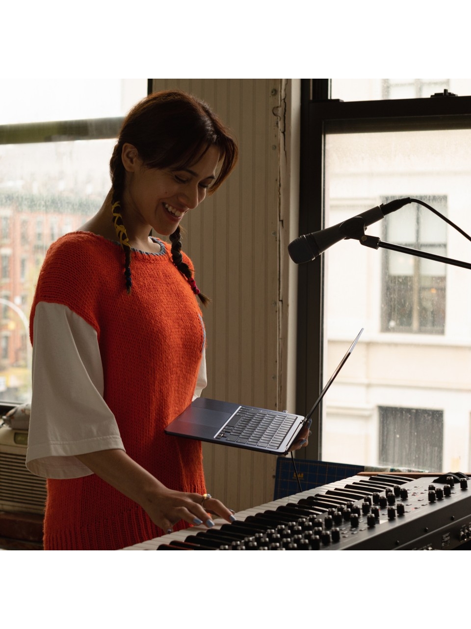 MacBook%20Air%20M2%208/256GB%20SSD%20%2013’’%20MacOS