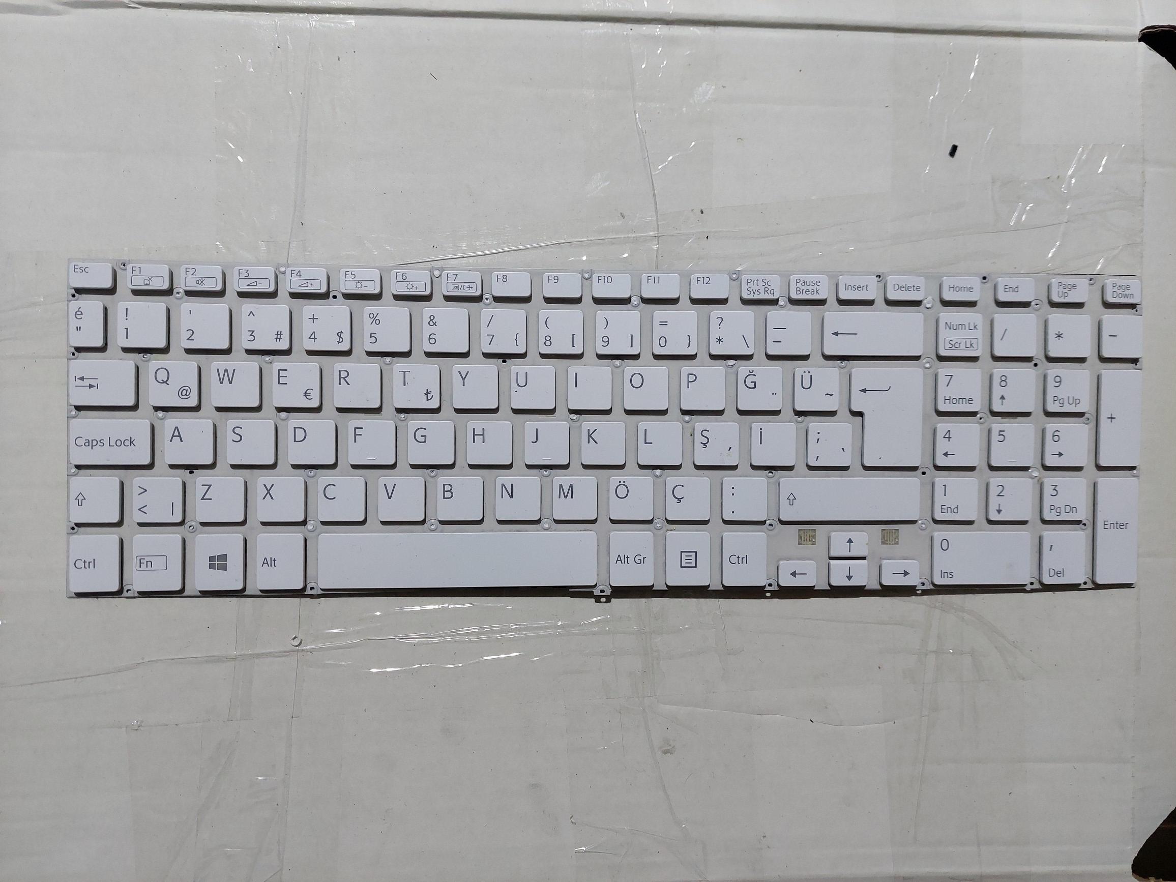 SONY VAIO SVF15 VPC-SVF15216SGB KLAVYE - AYDINLATMALI SONY 07558