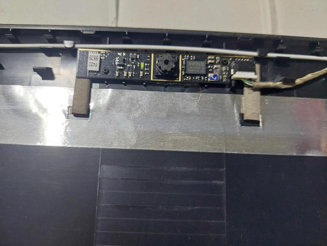 Hp Compaq 610 615 Lcd Cover  6070B0351301