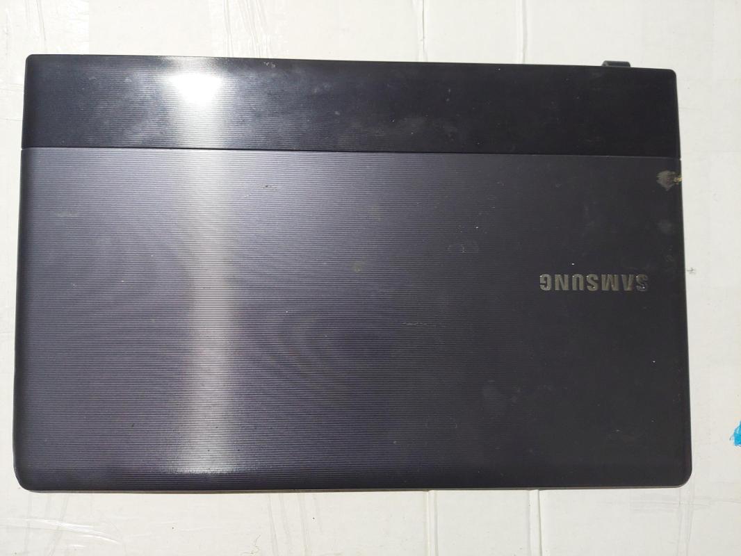 Samsung Np300e5c Lcd Cover Arka Kapak Ba75-03938A