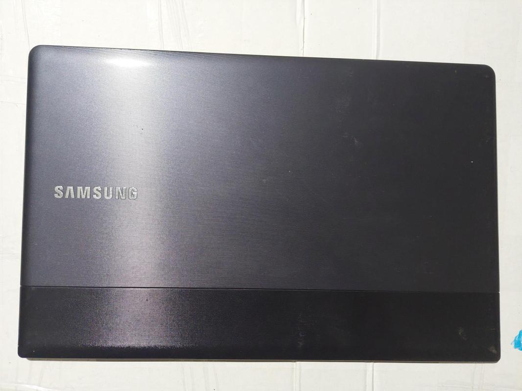Samsung Np300e5c Lcd Cover Arka Kapak Ba75-03938a