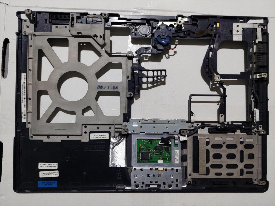  DELL LATITUDE D630 PP18L  ÜST KASA WM534 PK37B001200  
