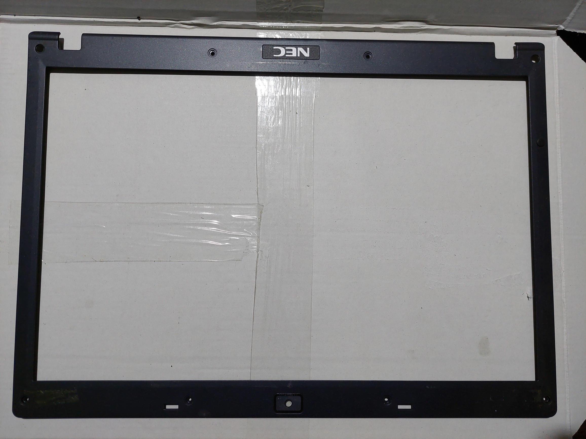 NEC   M370 - FM370E2P 632B424 Y31  BEZEL LCD CERCEVE