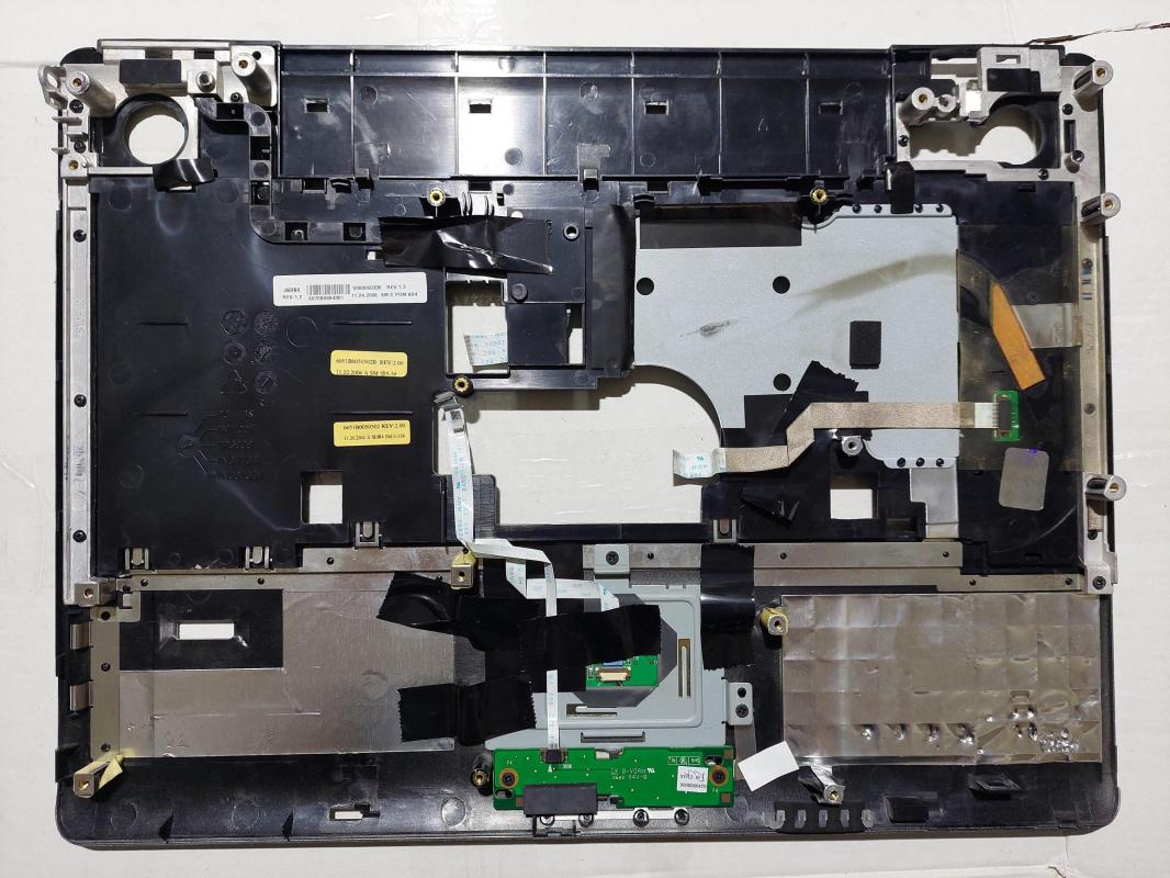  TOSHIBA SATELLİTE A105-S361  ÜST KASA V000060810, 6070B0084001, V000060340, 6070B0084201 