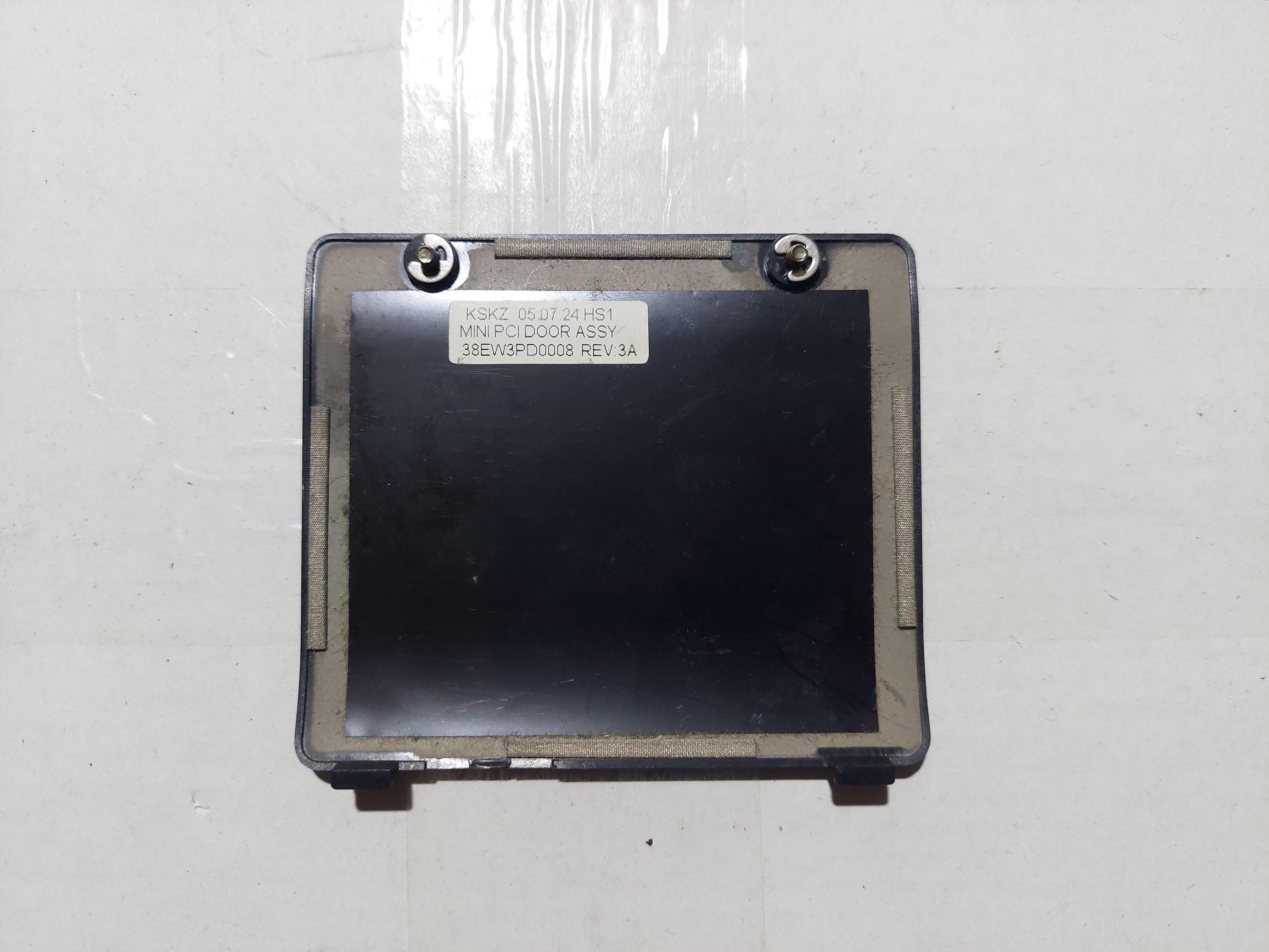 Toshiba Satellite L10 L20 L25 Wifi  Kapağı 38EW3PD0008