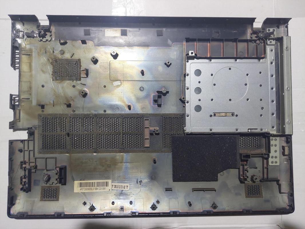 Lenovo ideapad Z510  Alt Kasa Bottom Case AP0T2000SLS