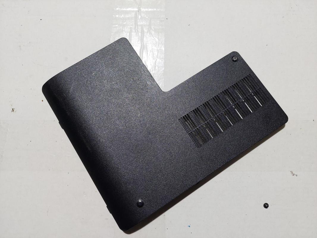 Toshiba Satellite C850 C855 L850  ALT KASA KAPAĞI 13N0-ZWA0D01 H000050090