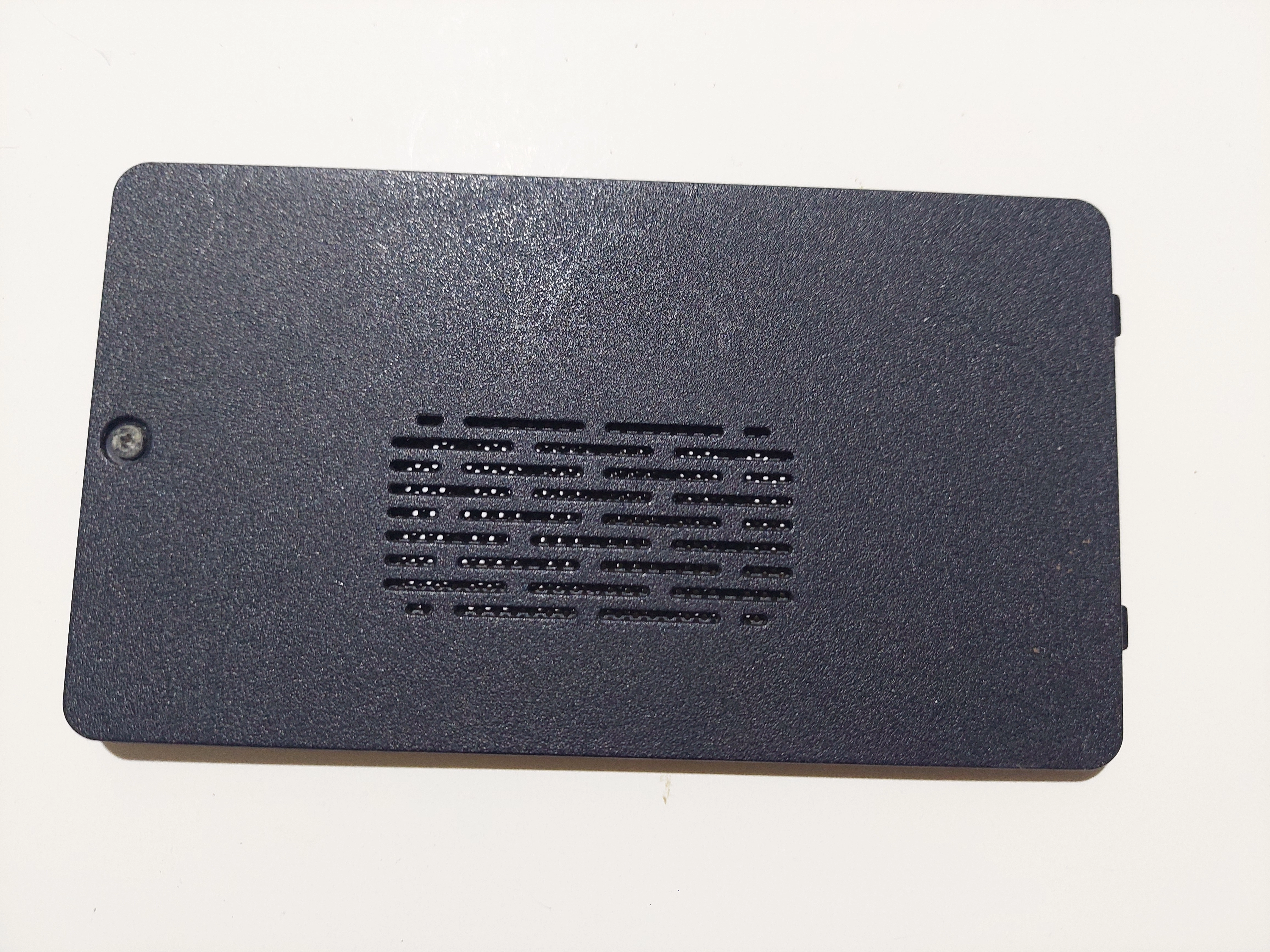 DELL İNSPİRON N5010 M5010 RAM SERVİS KAPAĞI CN-01FC39 SYH