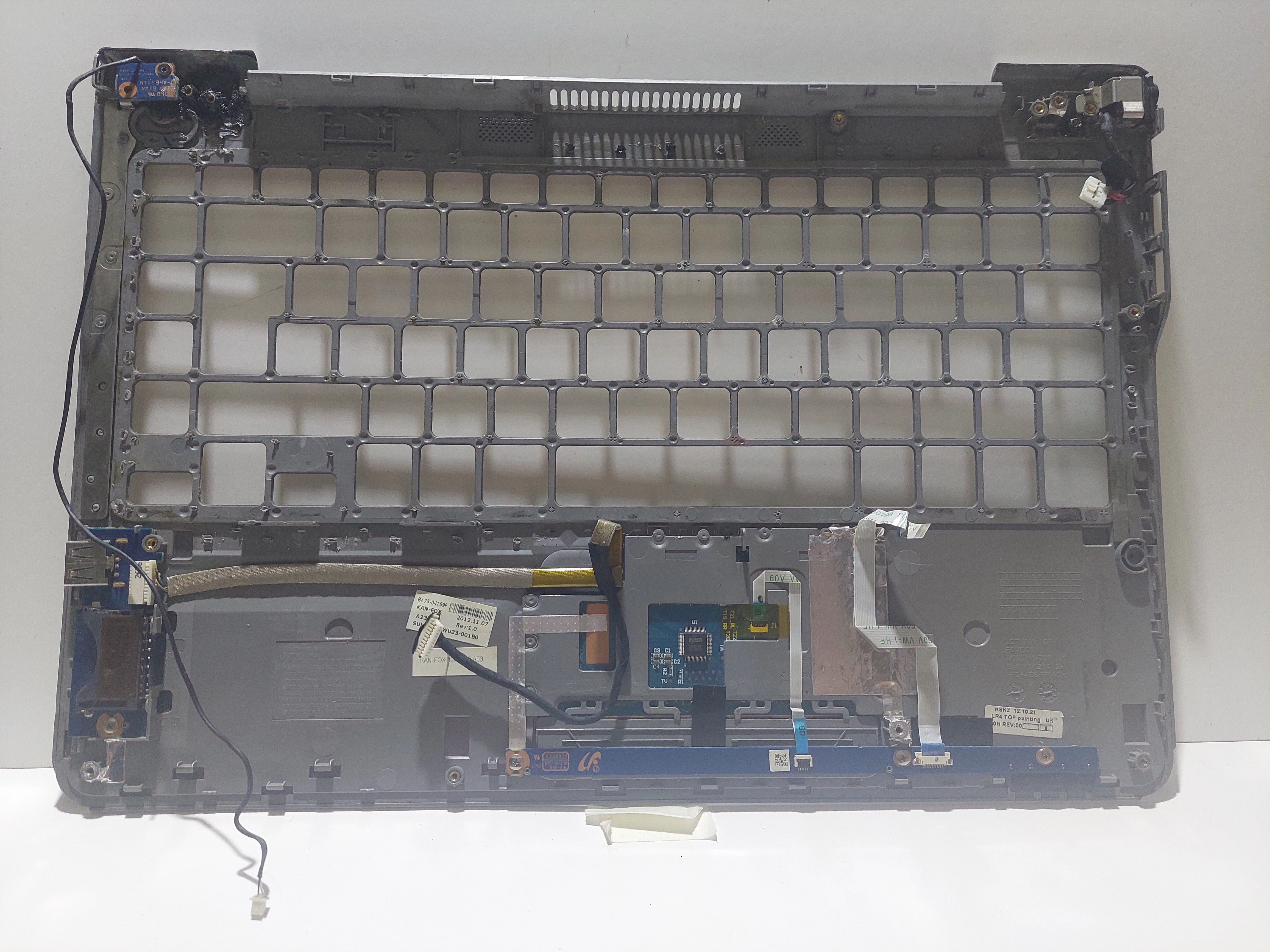 SAMSUNG NP530 530U3 NP535U4C NP540U4B NP535U4C-S01 ÜST KASA  + POWER DC JACK + TOUCHPAD + POWER TUŞ KART + USB SD KART / FLEX KABLO 