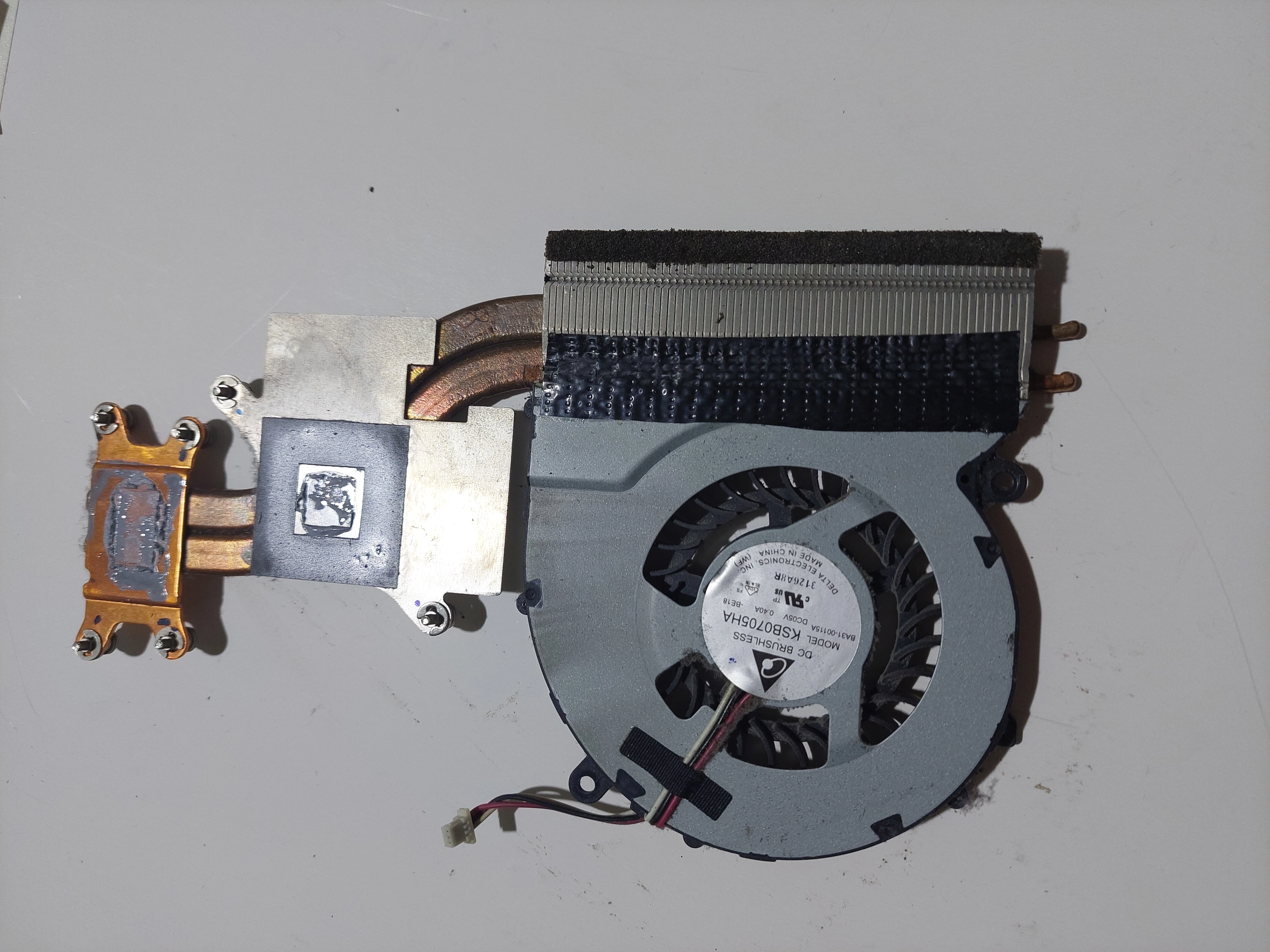 %20Samsung%20NP470R5E%20NP370R4E%20NP370R5E%20NP510R5E%20CPU%20SOGUTUCU%20FAN%20VE%20BAKIRI%20BA62-00794A