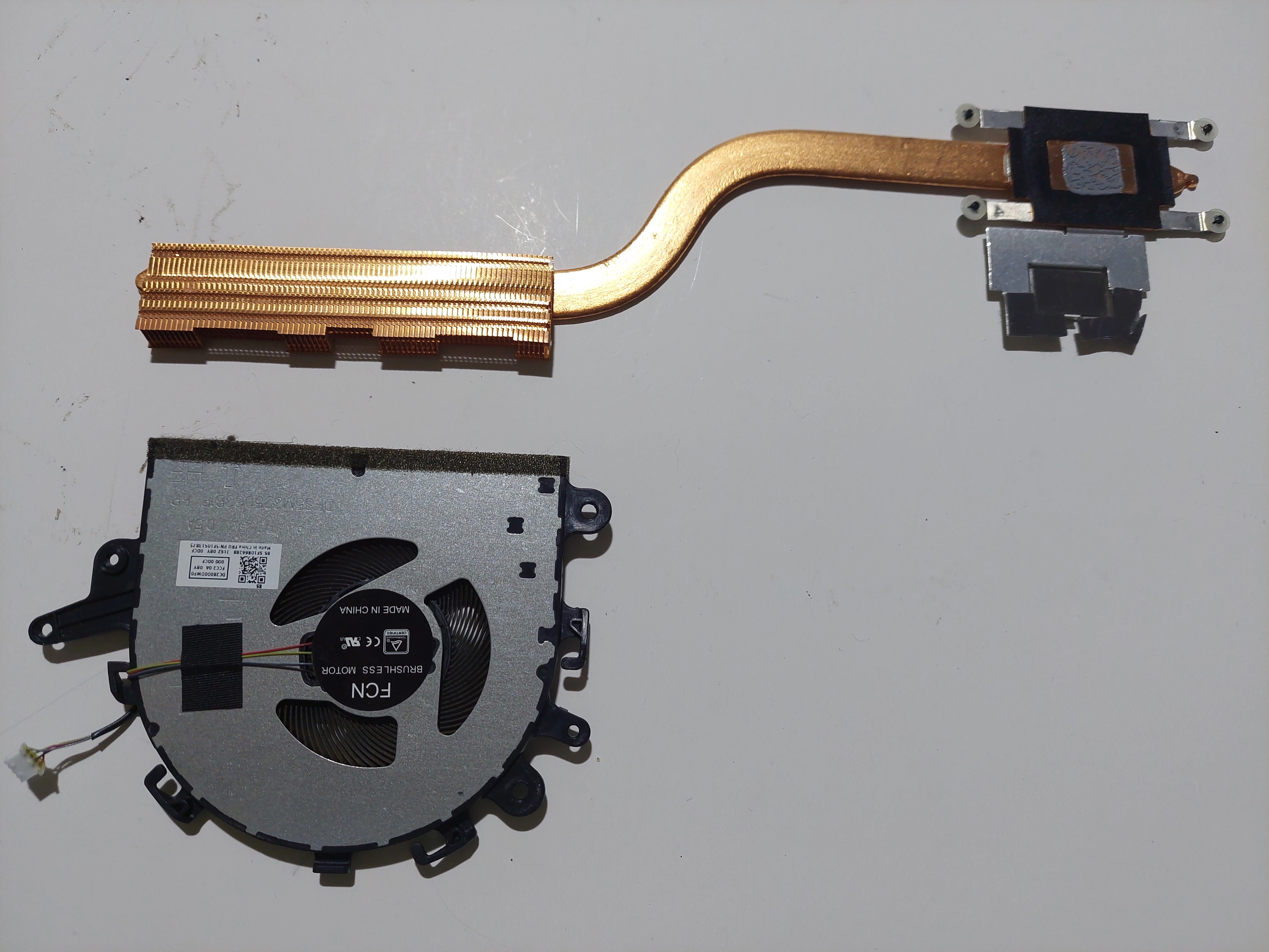 %20Lenovo%20Ideapad%20S145-15%20S145-15API%20S145-15API%20S145-15IIL%20340C-15IWL%20S145-15IWL%20S145-15AST%20Serisi%20DFS5M325063B1P%20%20BAPB0800%20CPU%20Soğutma%20Fan%20VE%20BAKIRI%207R5H%20YL%20002%20DC5V%20QUETTERLEE