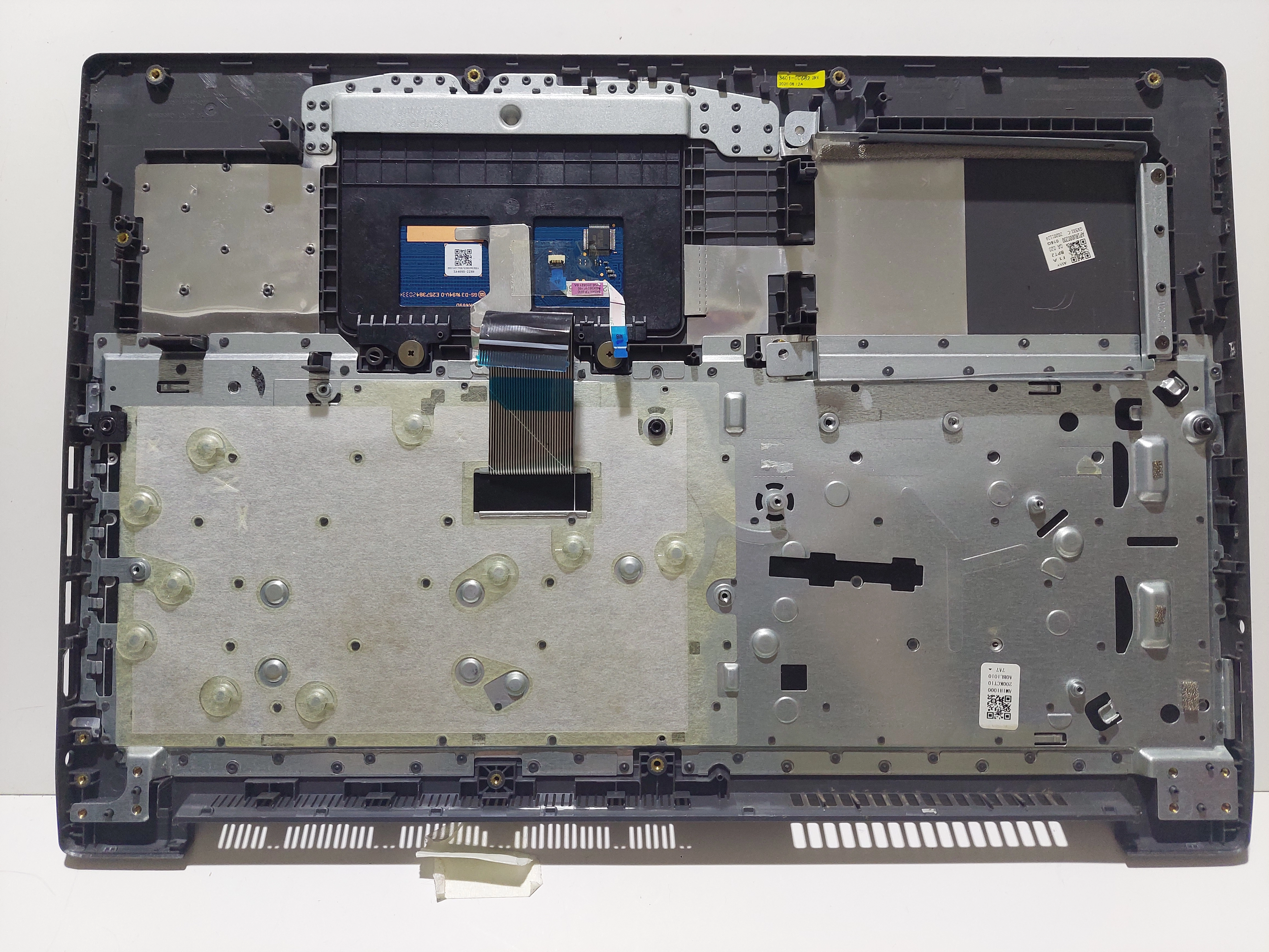 %20lenova%20v15-ada%2082c7%20ÜST%20KASA+%20%20KLAVYE%20+%20TOUCHPAD%20AM1H1000200