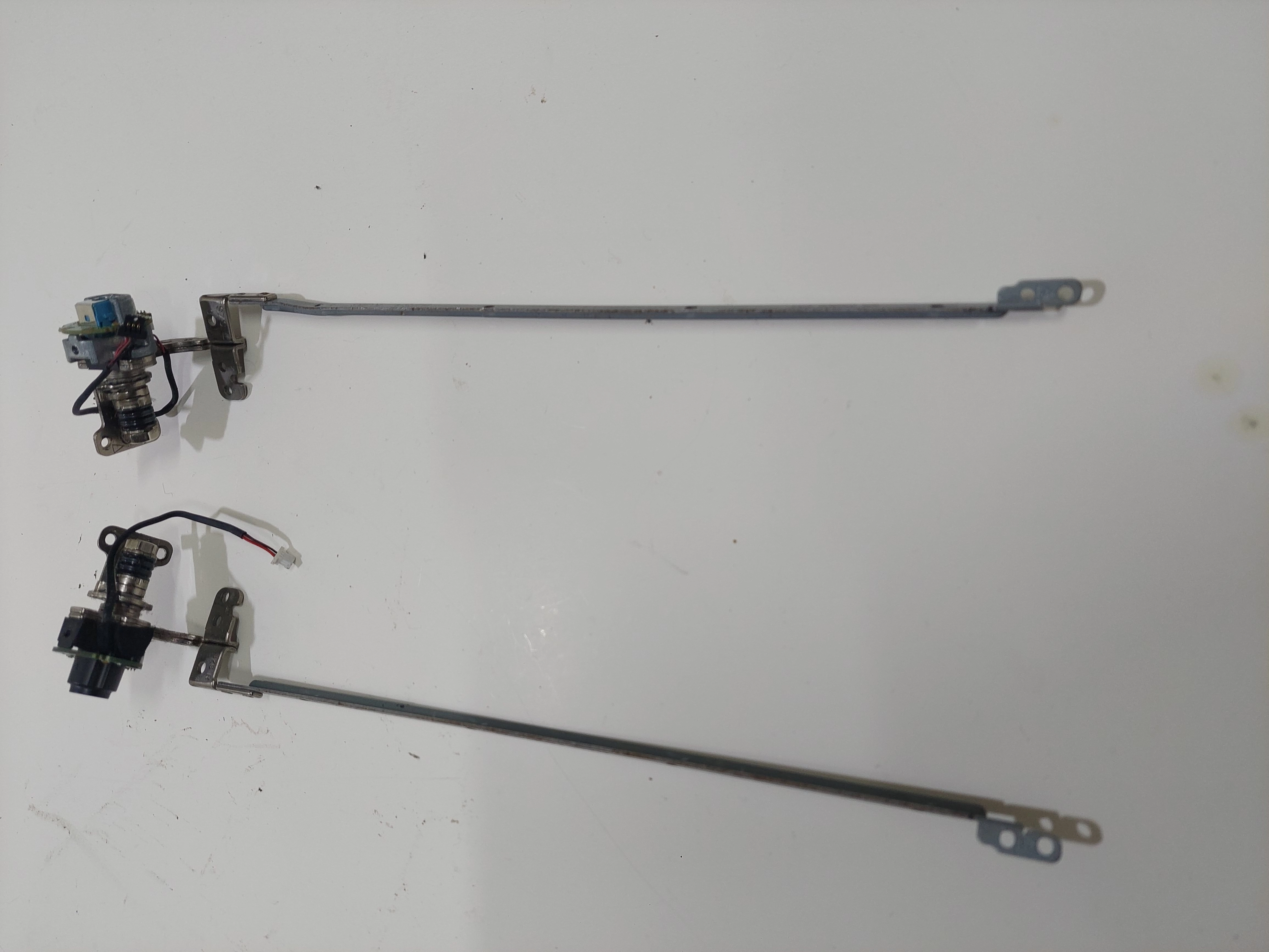  ACER ASPİRE 6935 SAĞ SOL MENTEŞE K16 6053B0345101, 6053B0345201