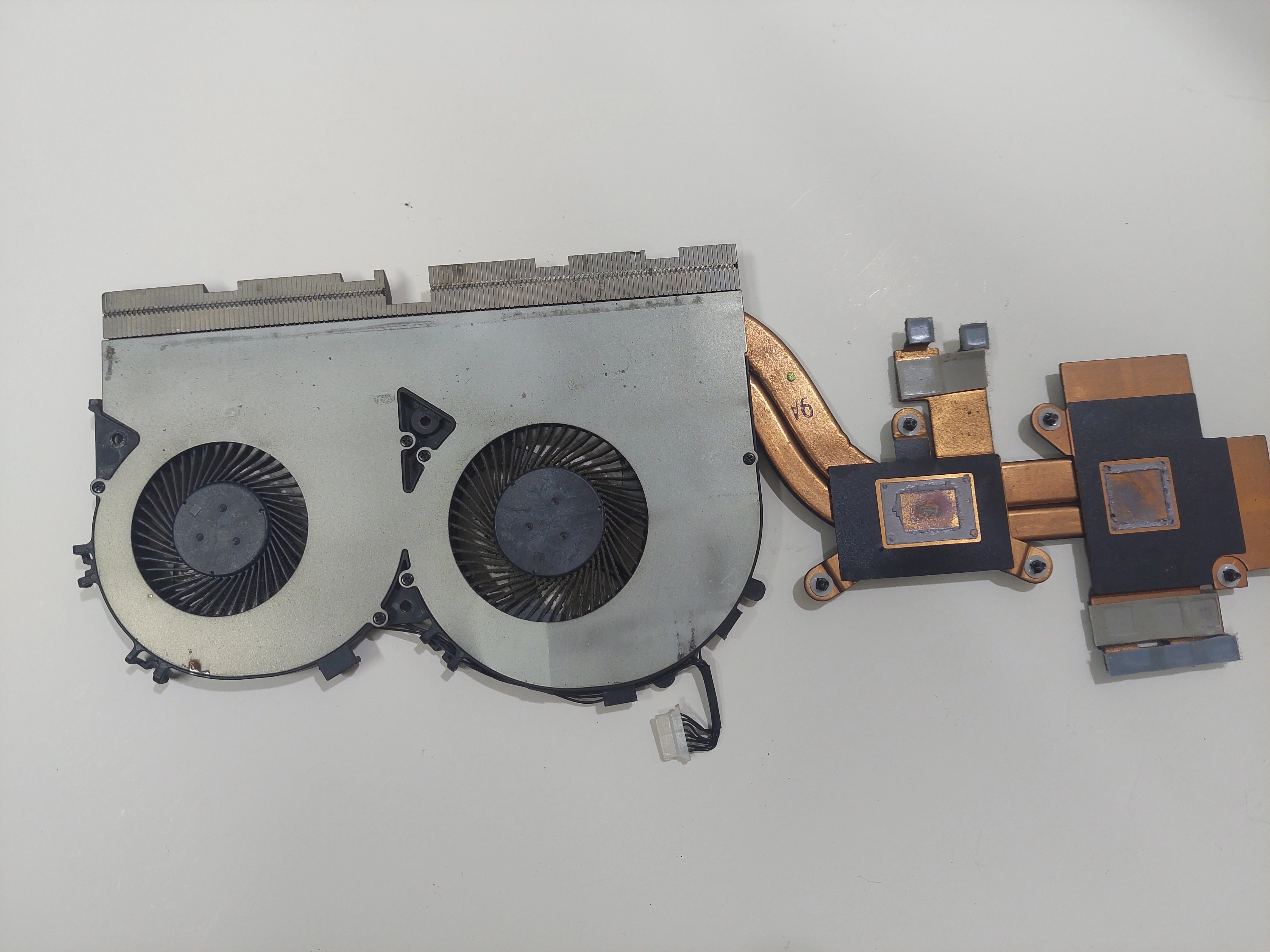 Lenovo%20ideapad%20700-17ISK%20%20Soğutucu%20Cpu%20Fan%20460.06R02.0003