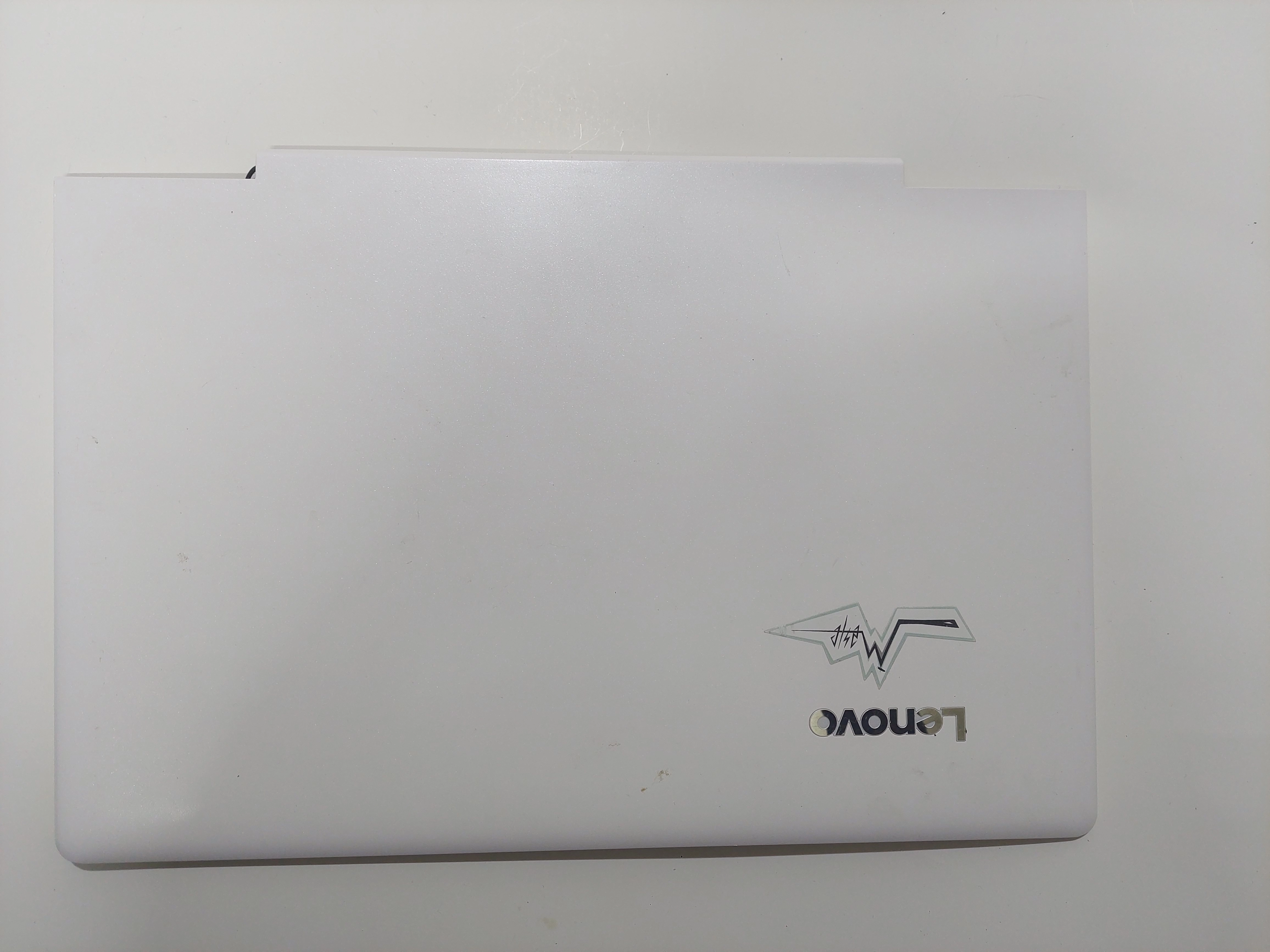 Lenovo ideapad  700 15ISK 80RU Ekran Arka Kasa Lcd Cover 460.06R05.0007 BEYAZ