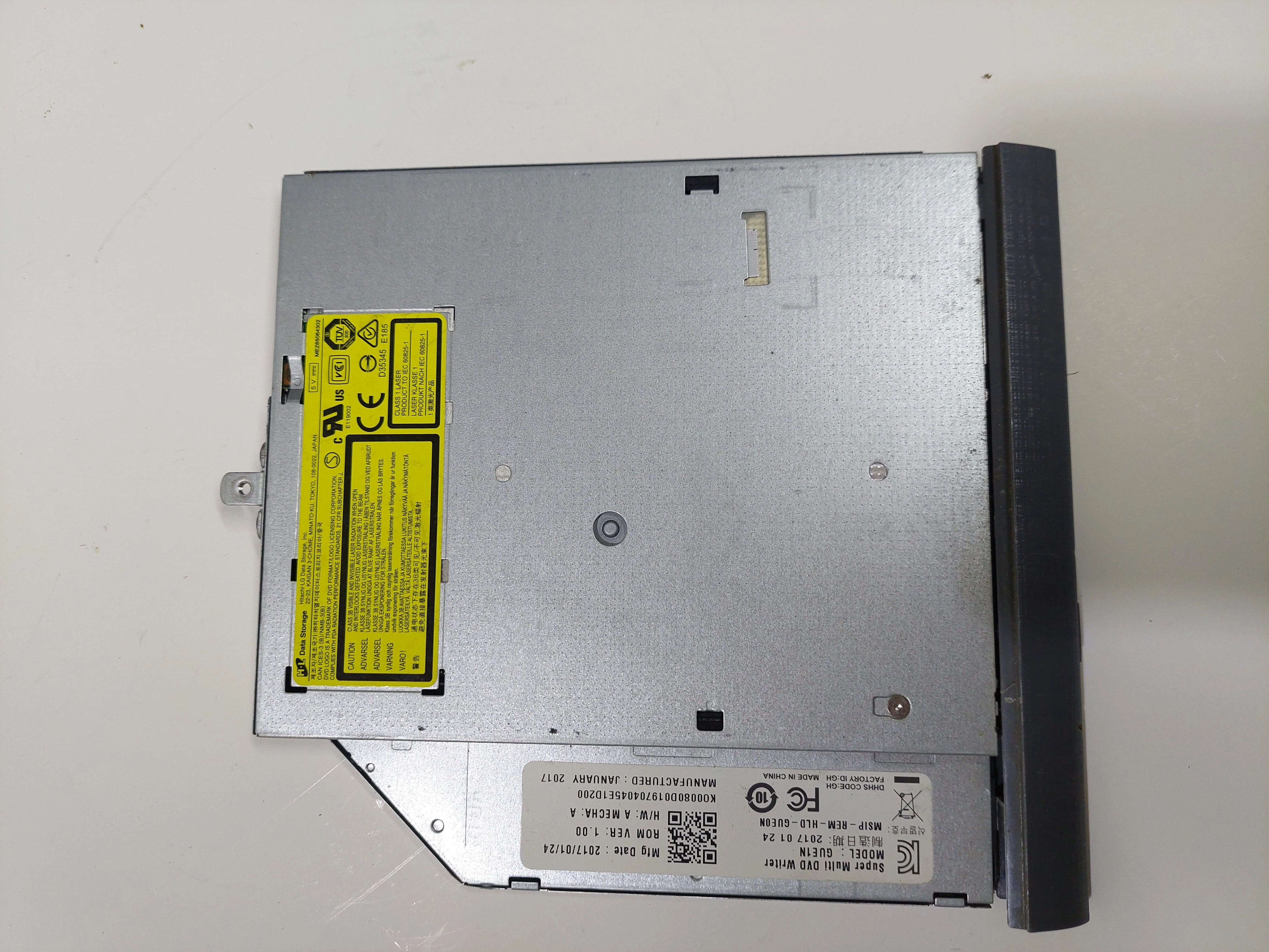 Süper%20Çoklu%20OPTİK%20DVD%20Yazıcı,%20USB,%20SATA,%20Windows,%20PC,%20Plastik,%208X%20DVD,%2024X%20CD