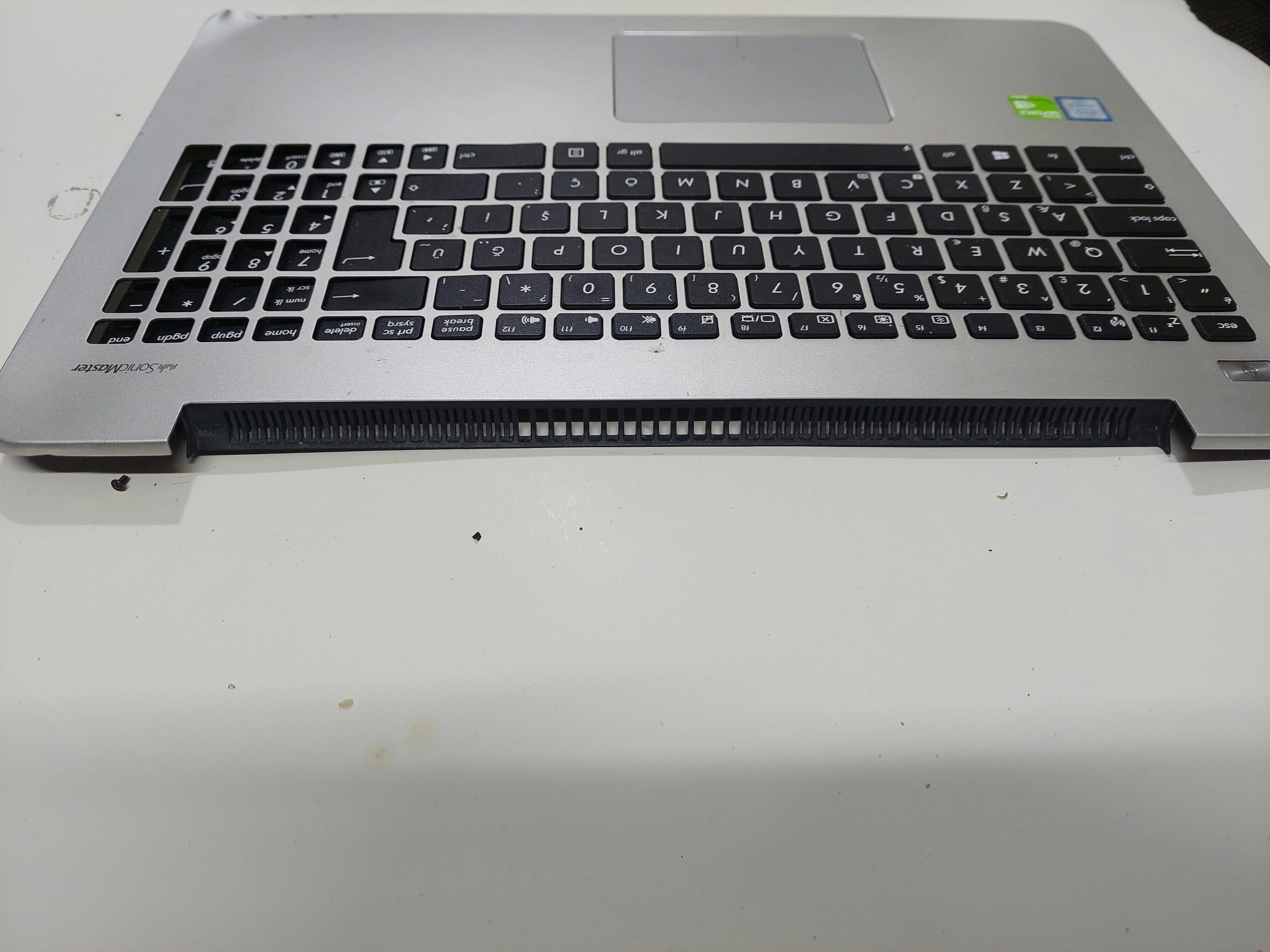 Asus K555L Klavye Üst Kasa Palmrest 13N0-R8A0C01  KOSESI HASARLI