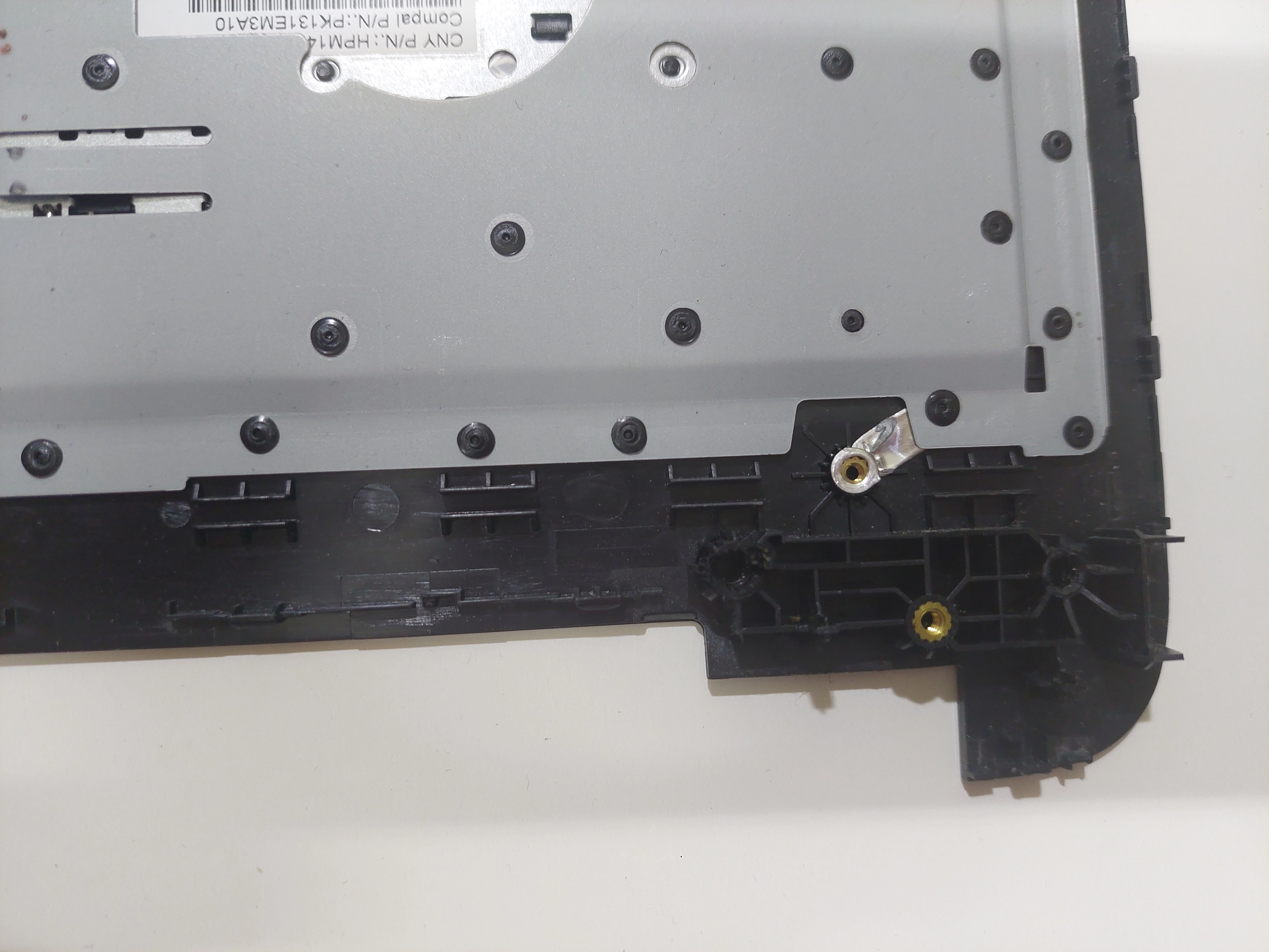 Hp 250-G4  V1 AP1EM000300  15-AY115NT ÜST KASA KLAVYE 