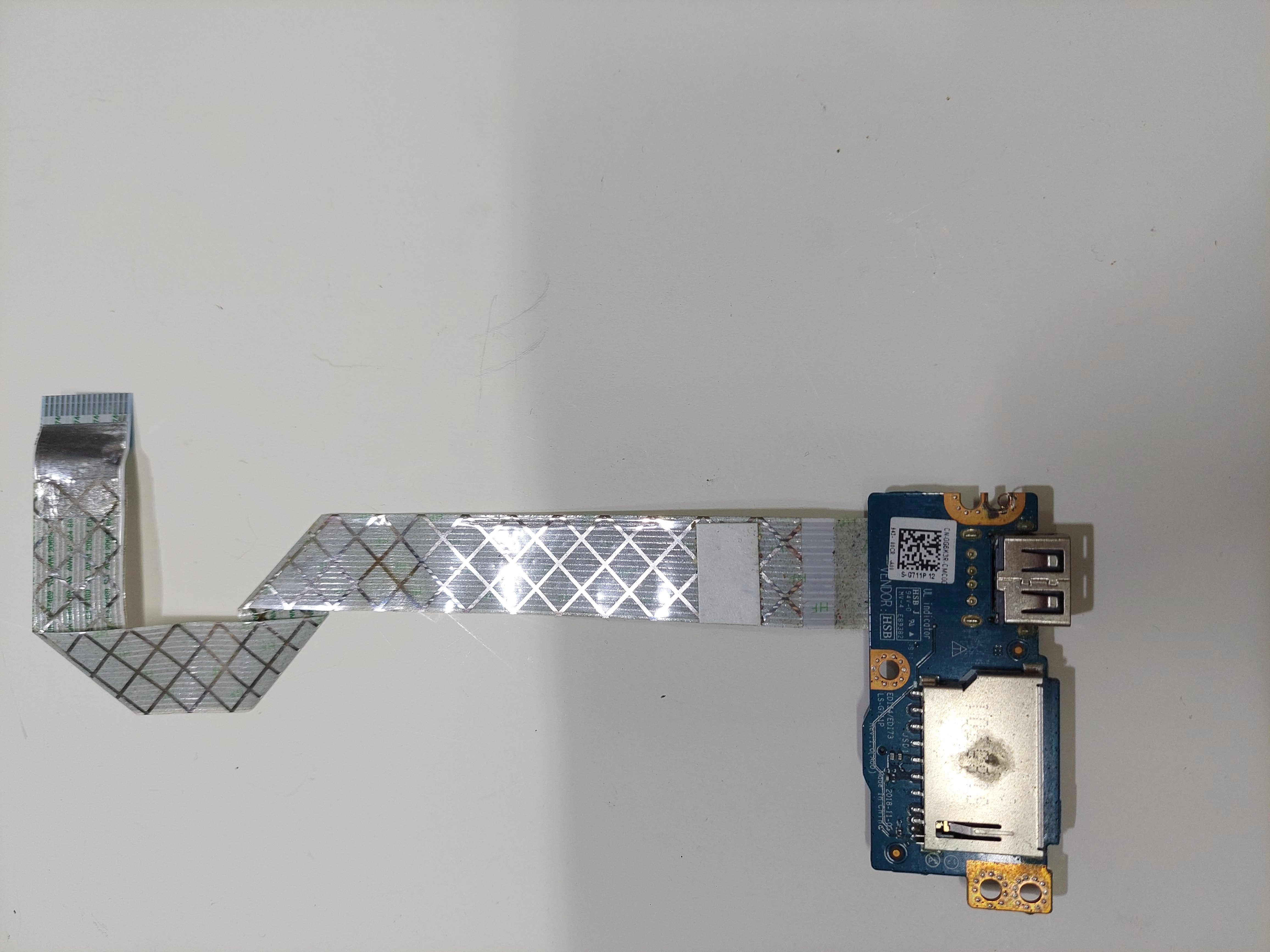  Dell Inspiron 3581 3580 3780   USB Port SD Kart Okuyucu Kartı LS-G711P FLEX KABLO