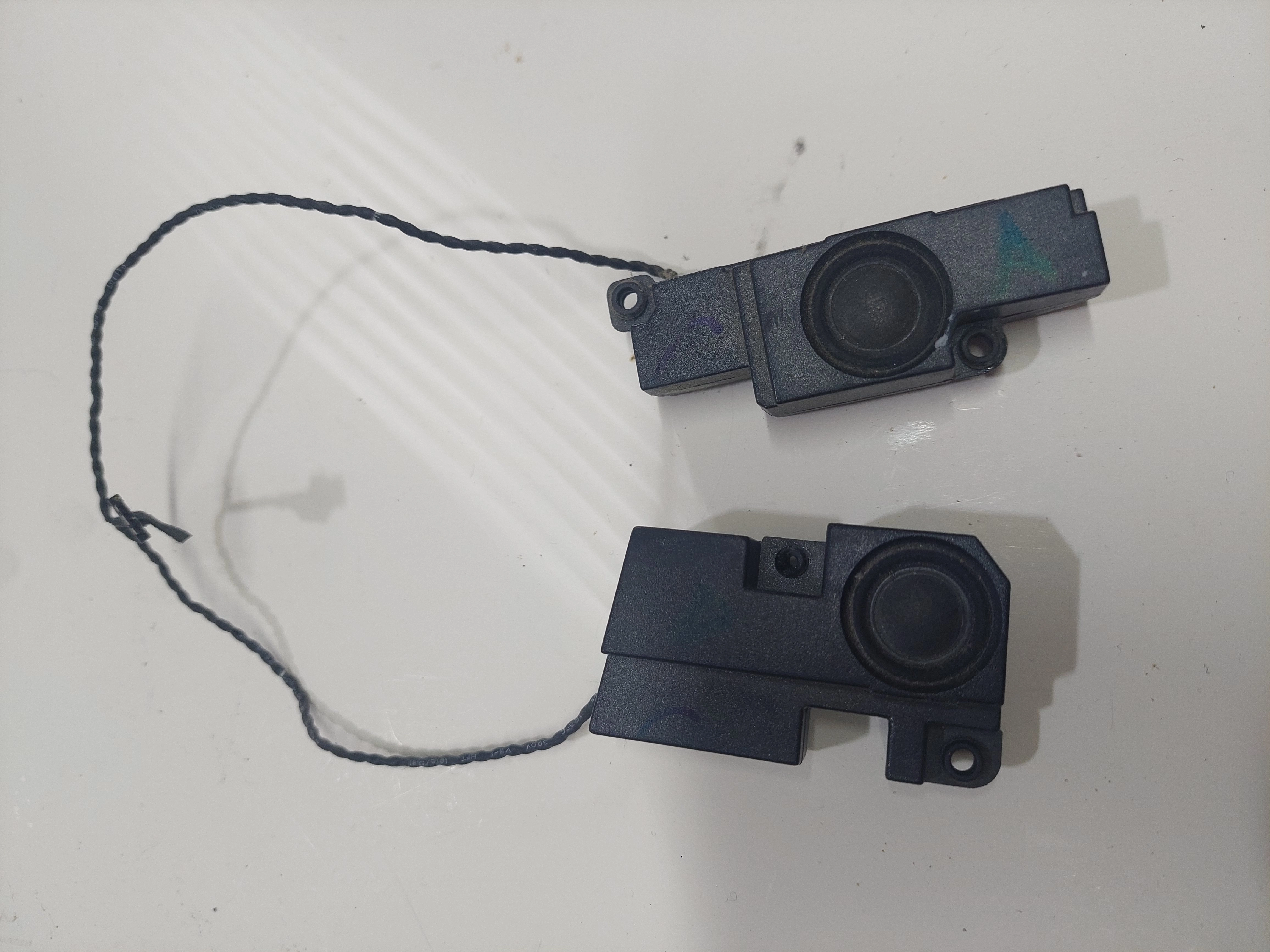 Lenovo  ideapad Z585 20152 2617  Sağ Sol Speaker Hoparlör Takımı