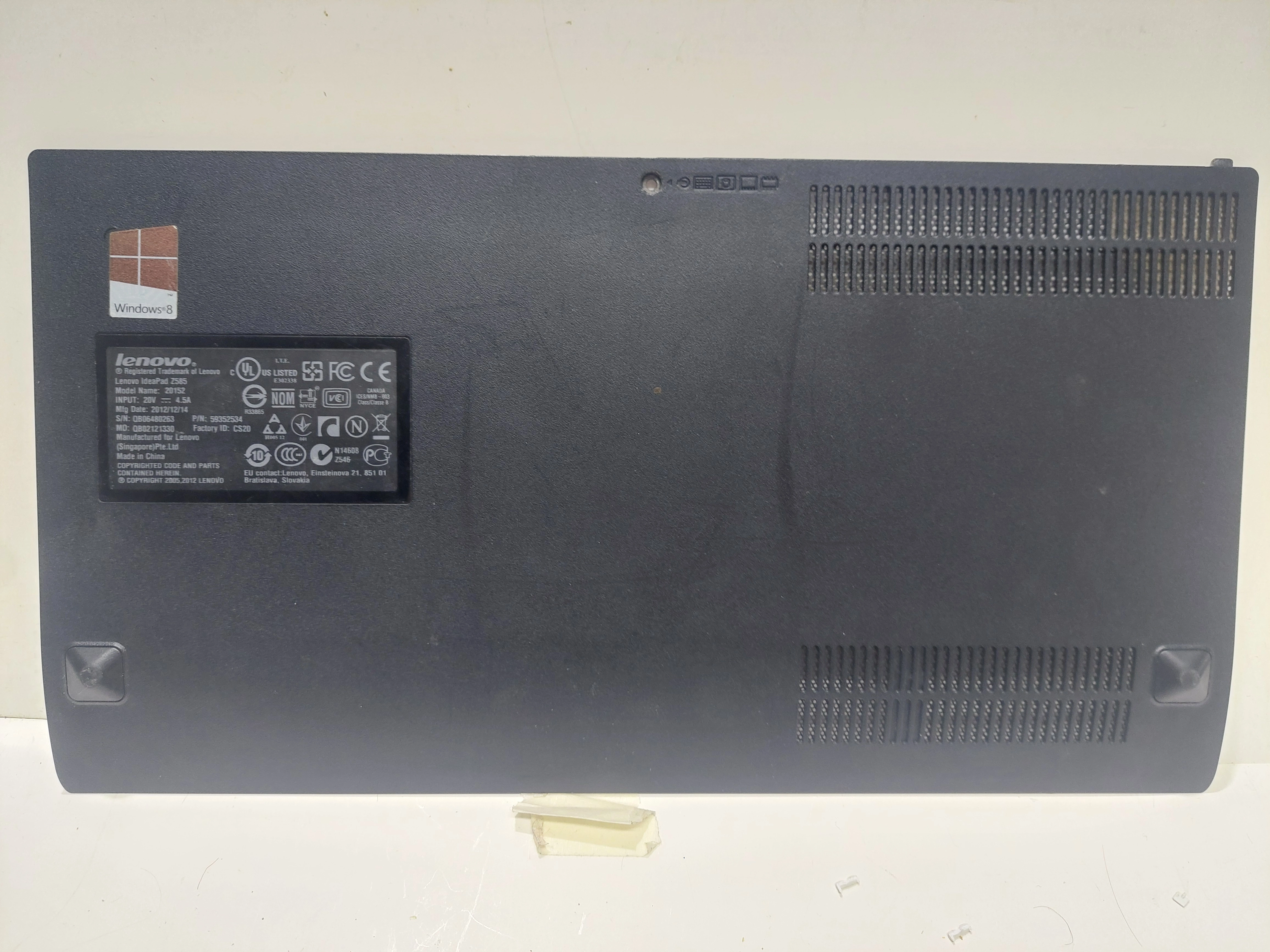 LENOVO IDEAPAD Z585  20152  ALT KASA KAPAK ZYEA3ELZ3DLV002BT  //  3ELZ3HDLV00 3A