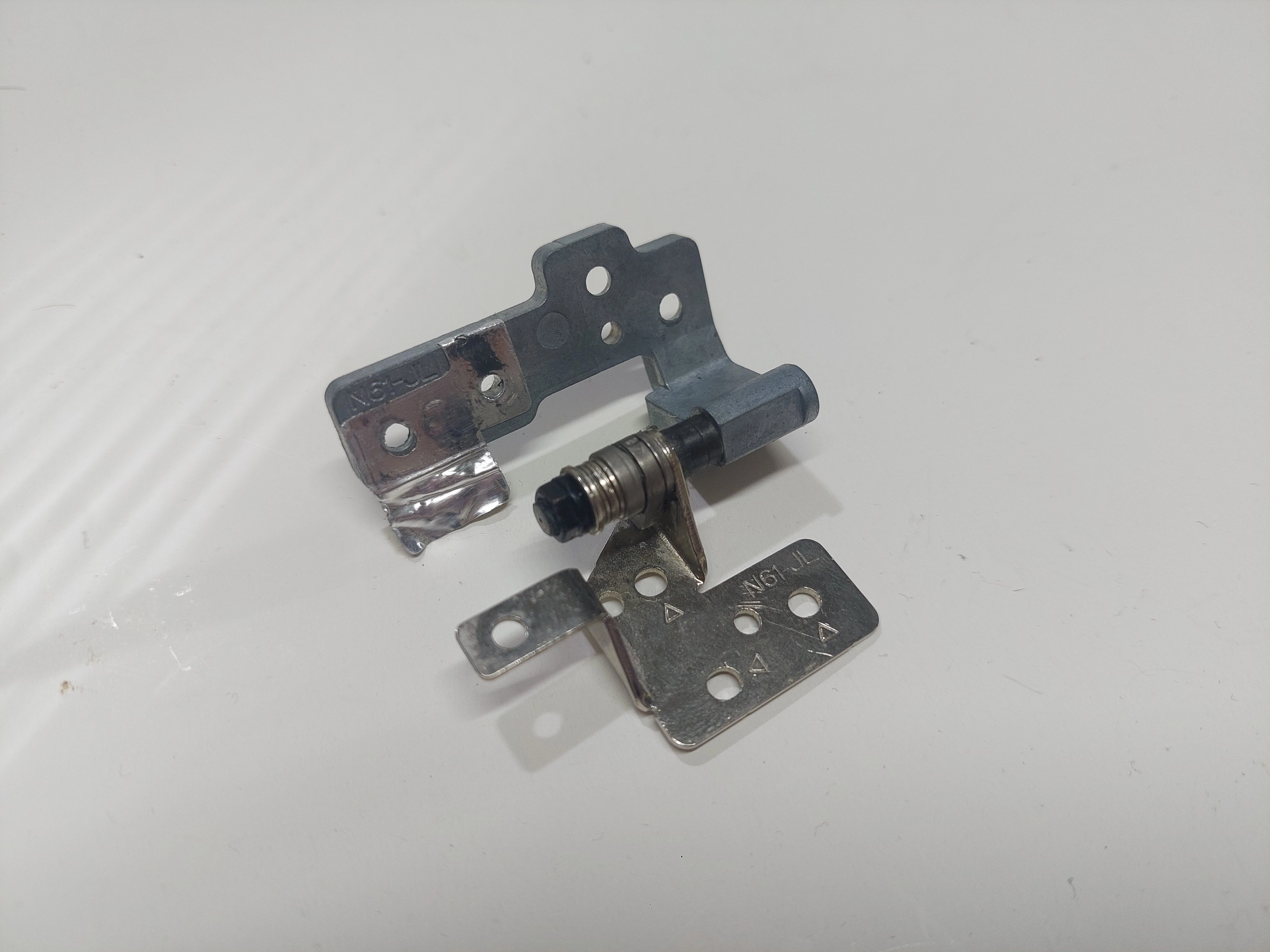 Asus N61 Menteşe  SOL HINGE