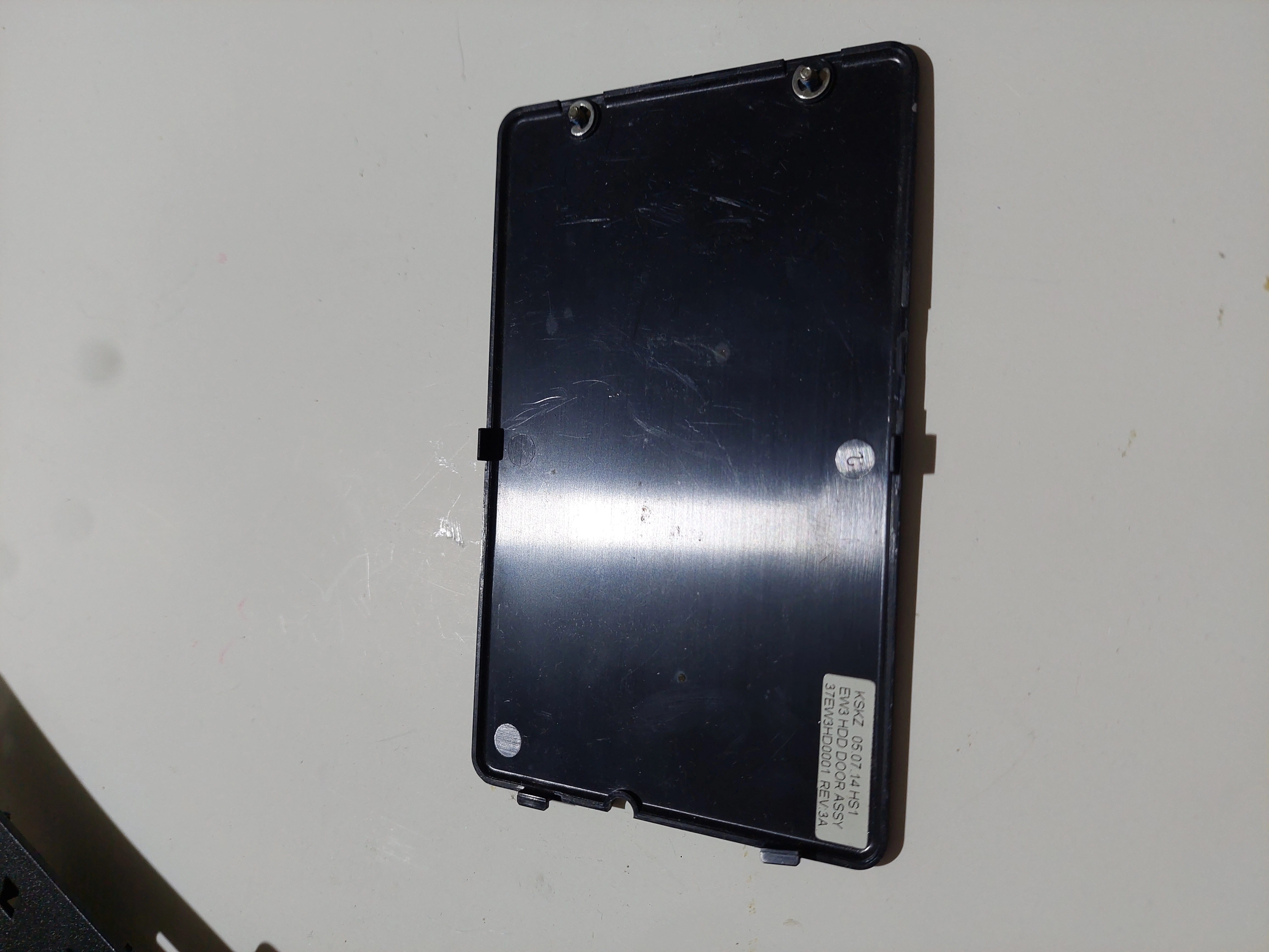  Toshiba Satellite L10 L20 L25  HDD ALT KAPAK 37EW3HD0001