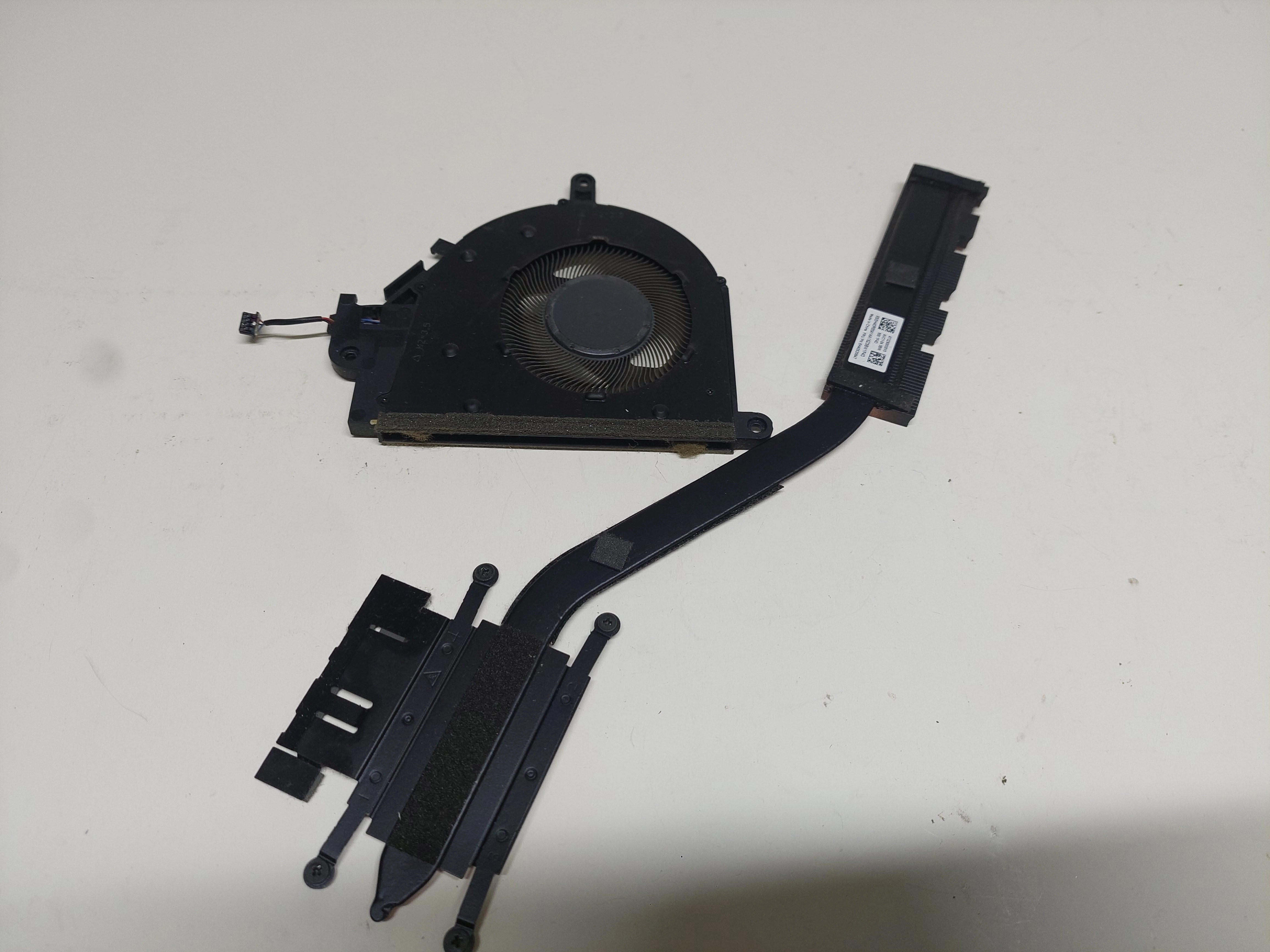 Lenovo, IdeaPad Slim 3 15IAN8 SOĞUTUCU FAN BAKIR AT2Z60030V0 // DC28000K4V0