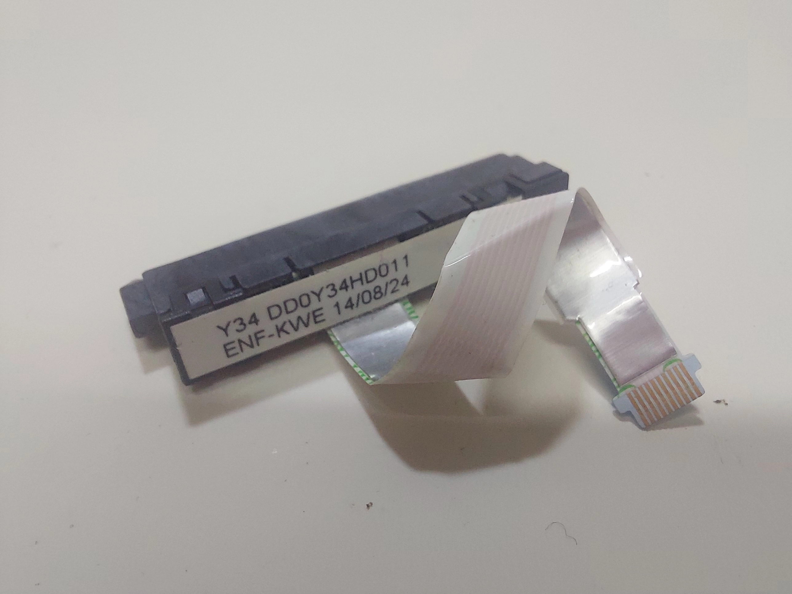  HP PAVILION 15  HDD BAGLANTI KABLOSU DD0Y34HD011
