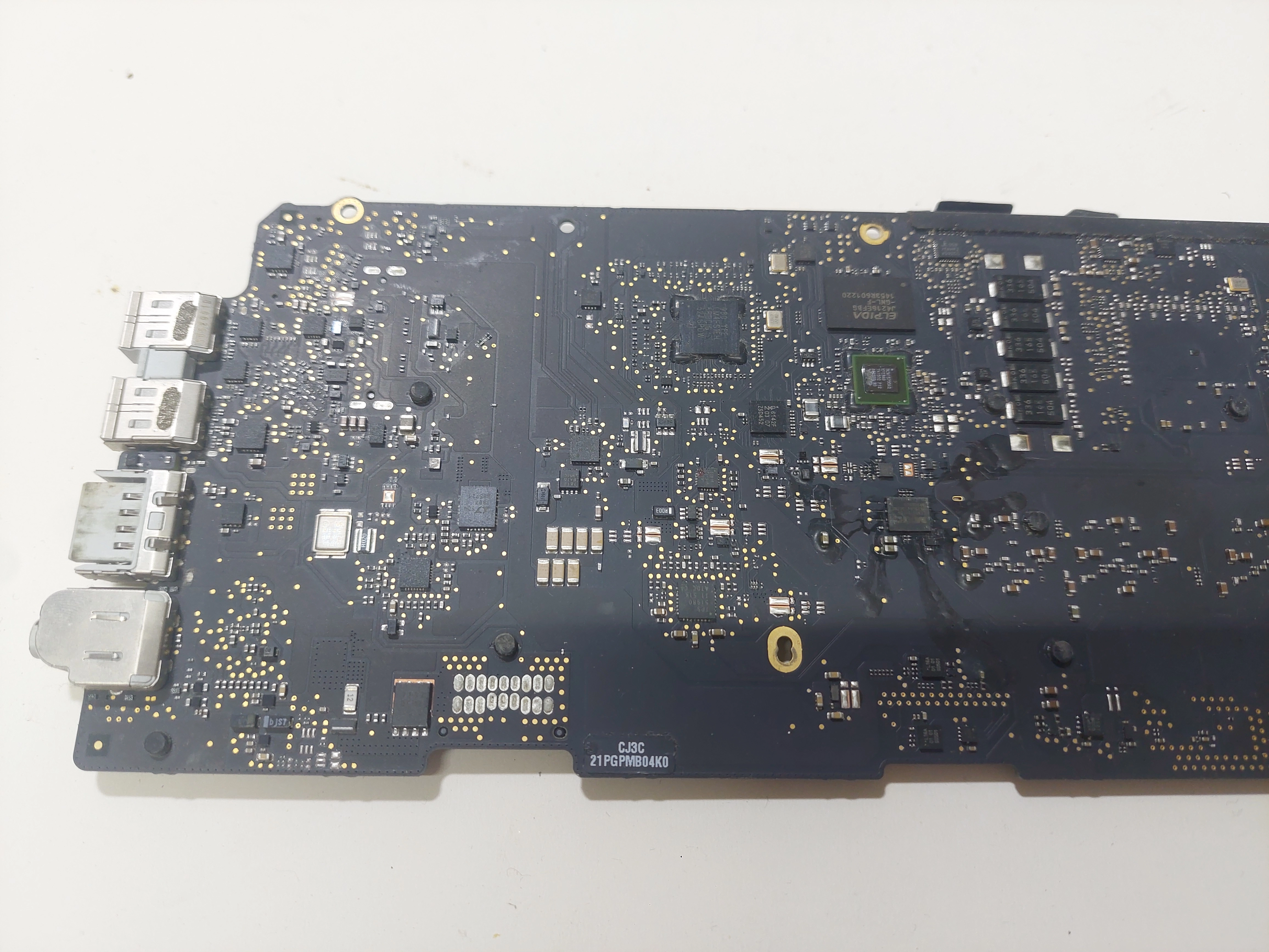 MacBook Pro 13’’ A1502  Anakart  21PGPMB04K0 ARIZALI