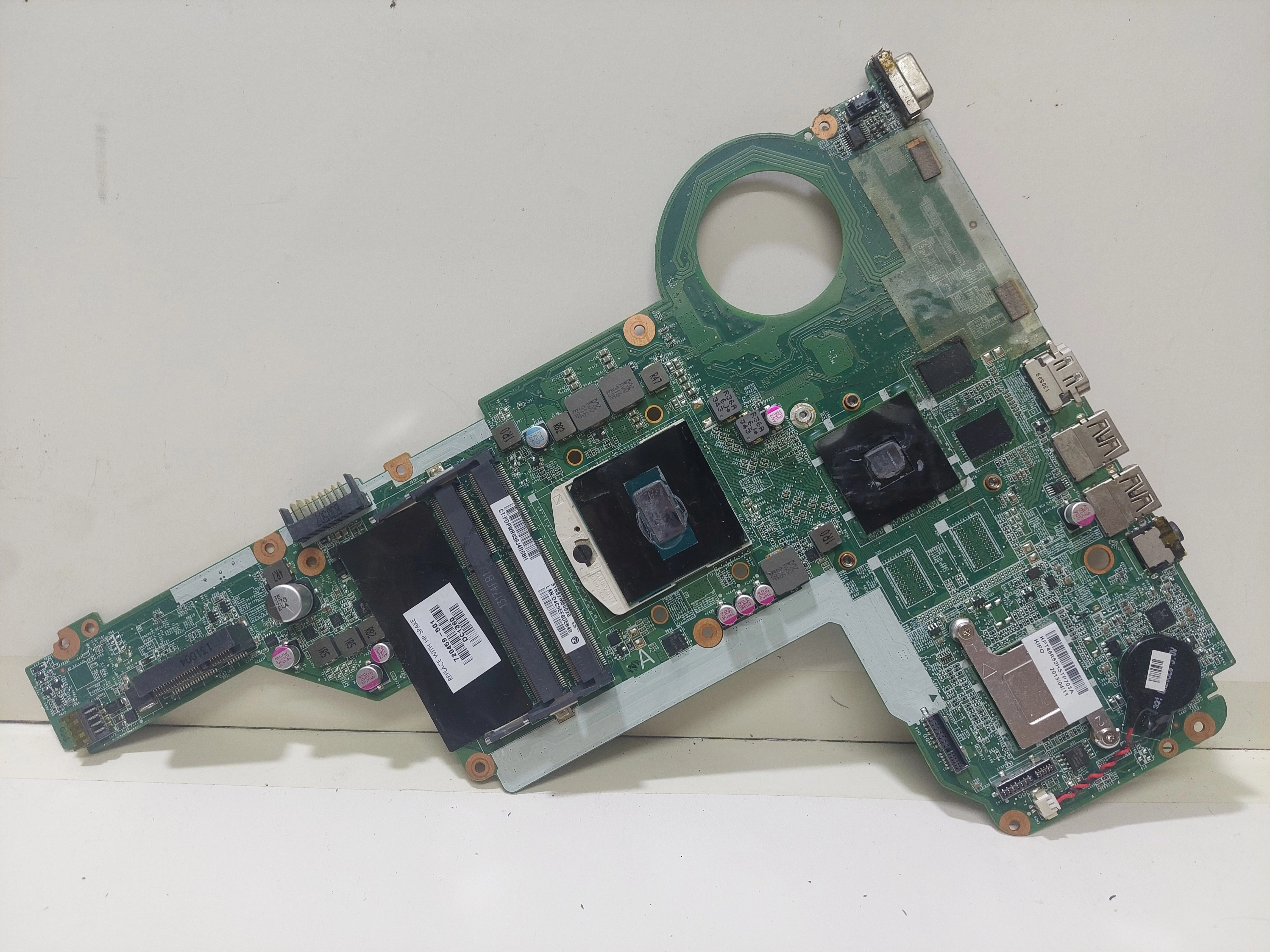 HP Pavilion DV7 R62 ANAKRT MAINBOARD IKINCIEL DA0R62MB6E1 // KPT46R62HSTP703A  / 720459-501