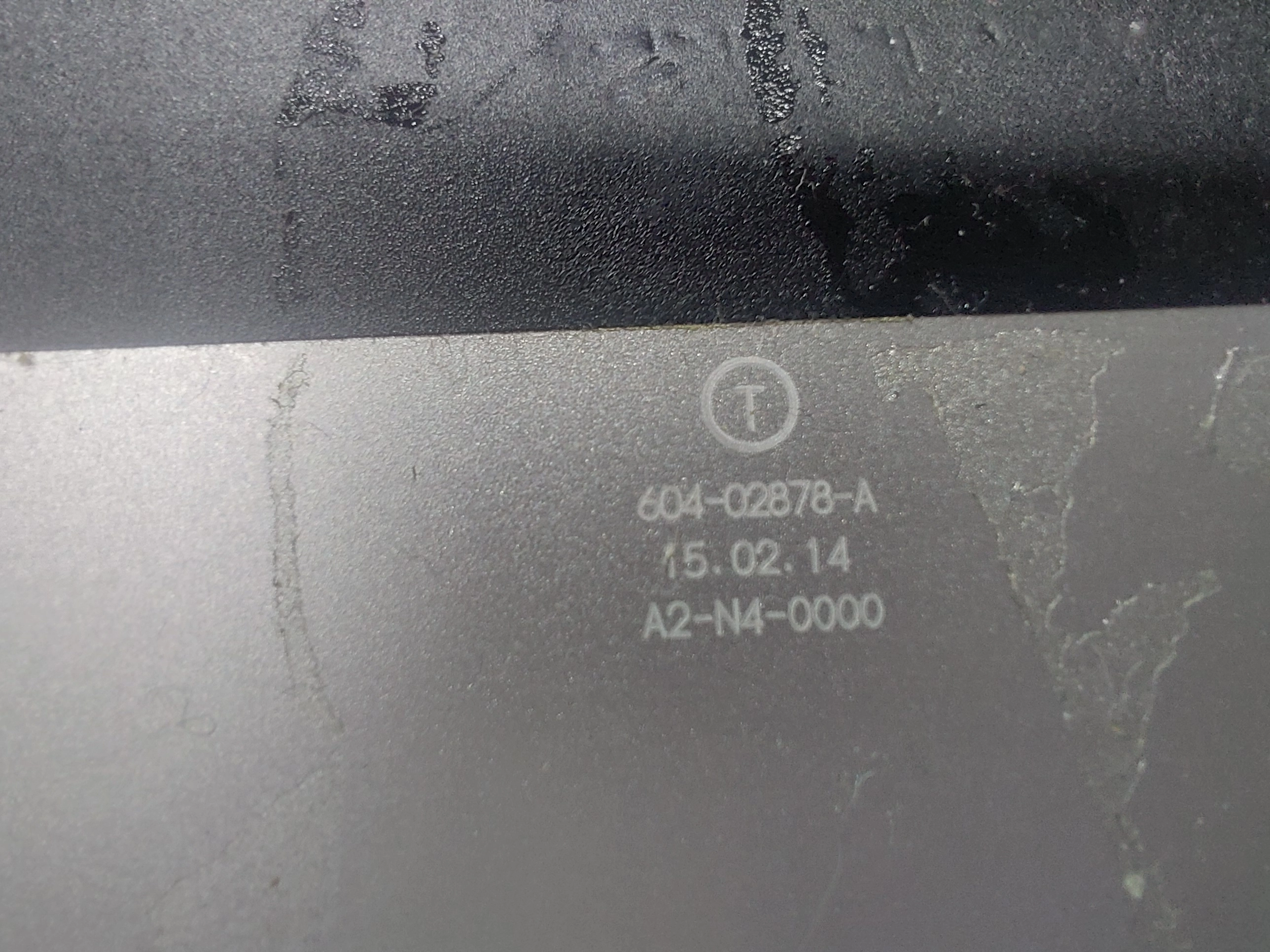 MacBook Pro 13 inç Retina A1502 ALT KASA // 604-02878-A // A2-N4-0000 