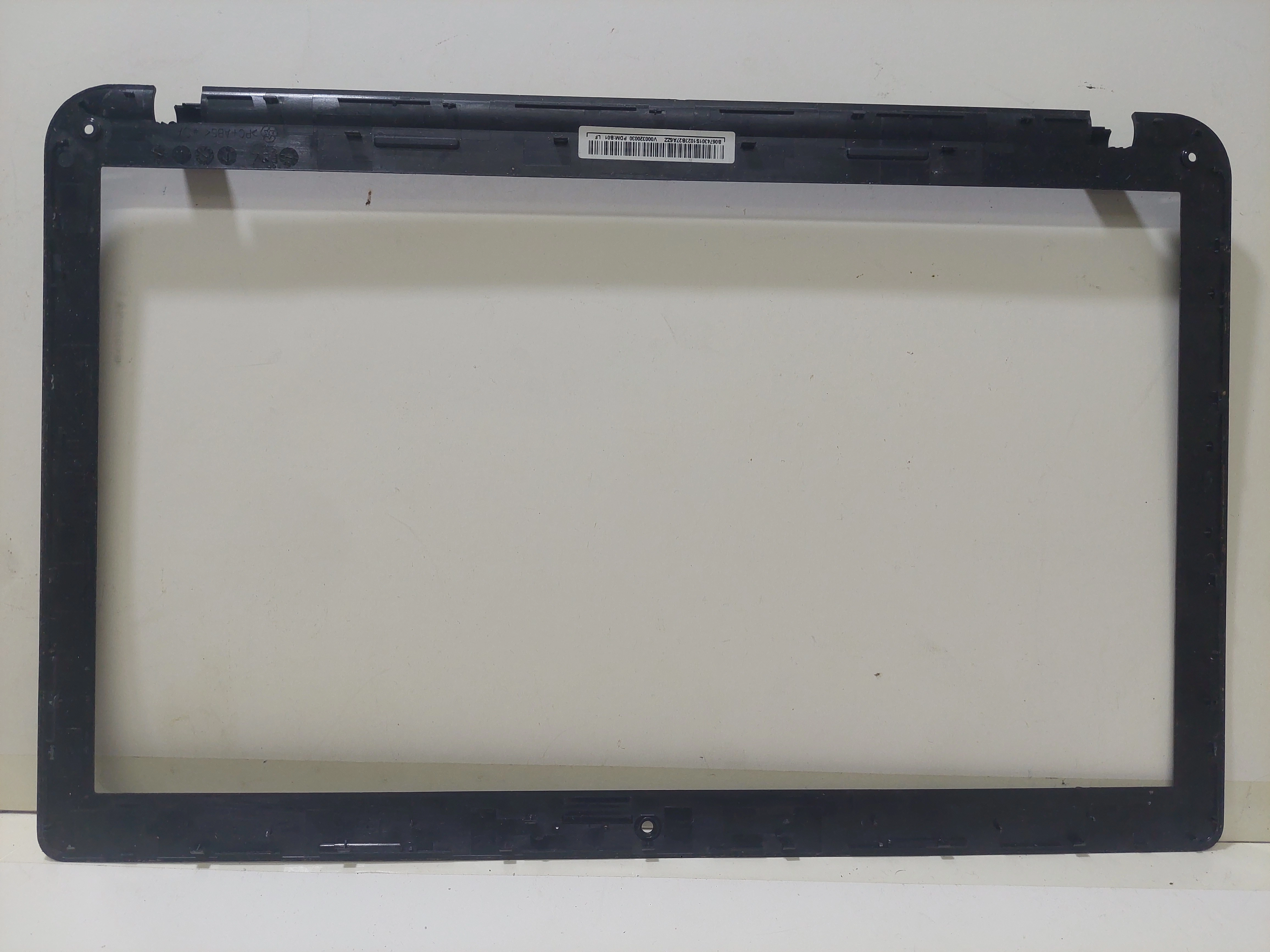 TOSHIBA SATELLITE C55 BEZEL ÇERÇEVE B0674301 / V000320030