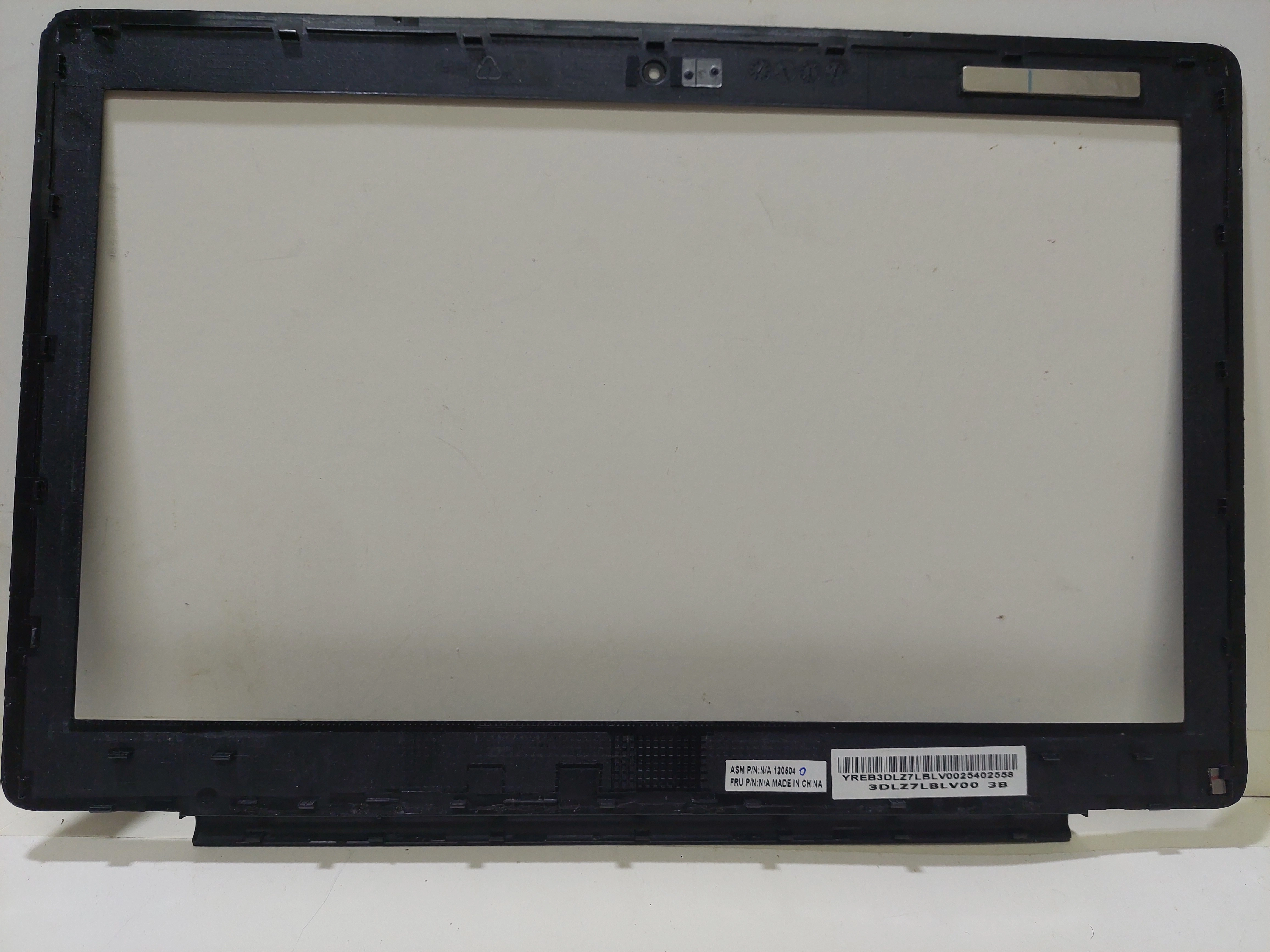 Lenovo ideapad U310 3CLZ7LCLV00 / BEZEL ÇERÇEVE  3DLZ7LBLV00