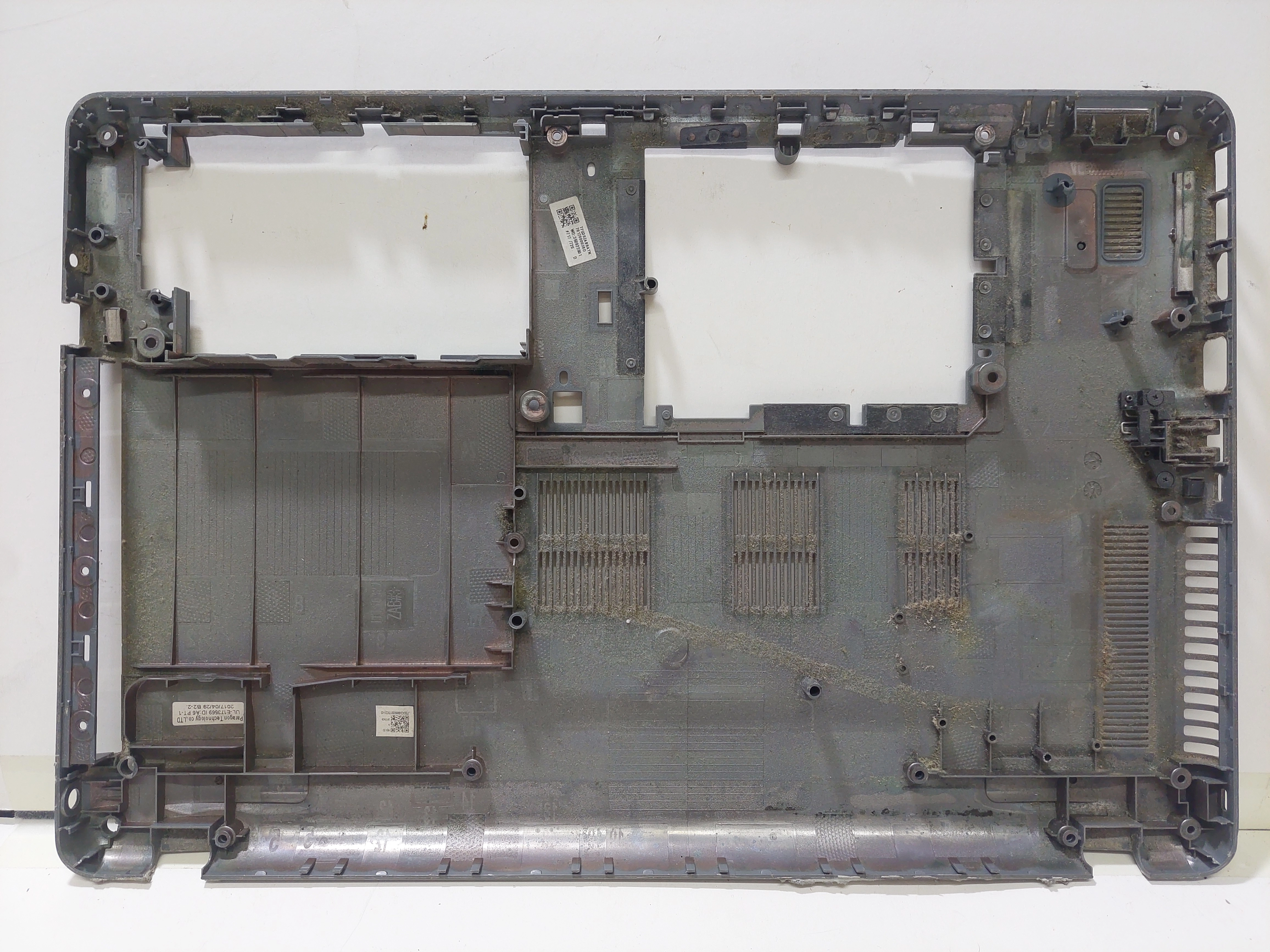 ACER ASPIRE F5-573G 557Y ALT KASA GRİ  TFFQ35ZABBATN