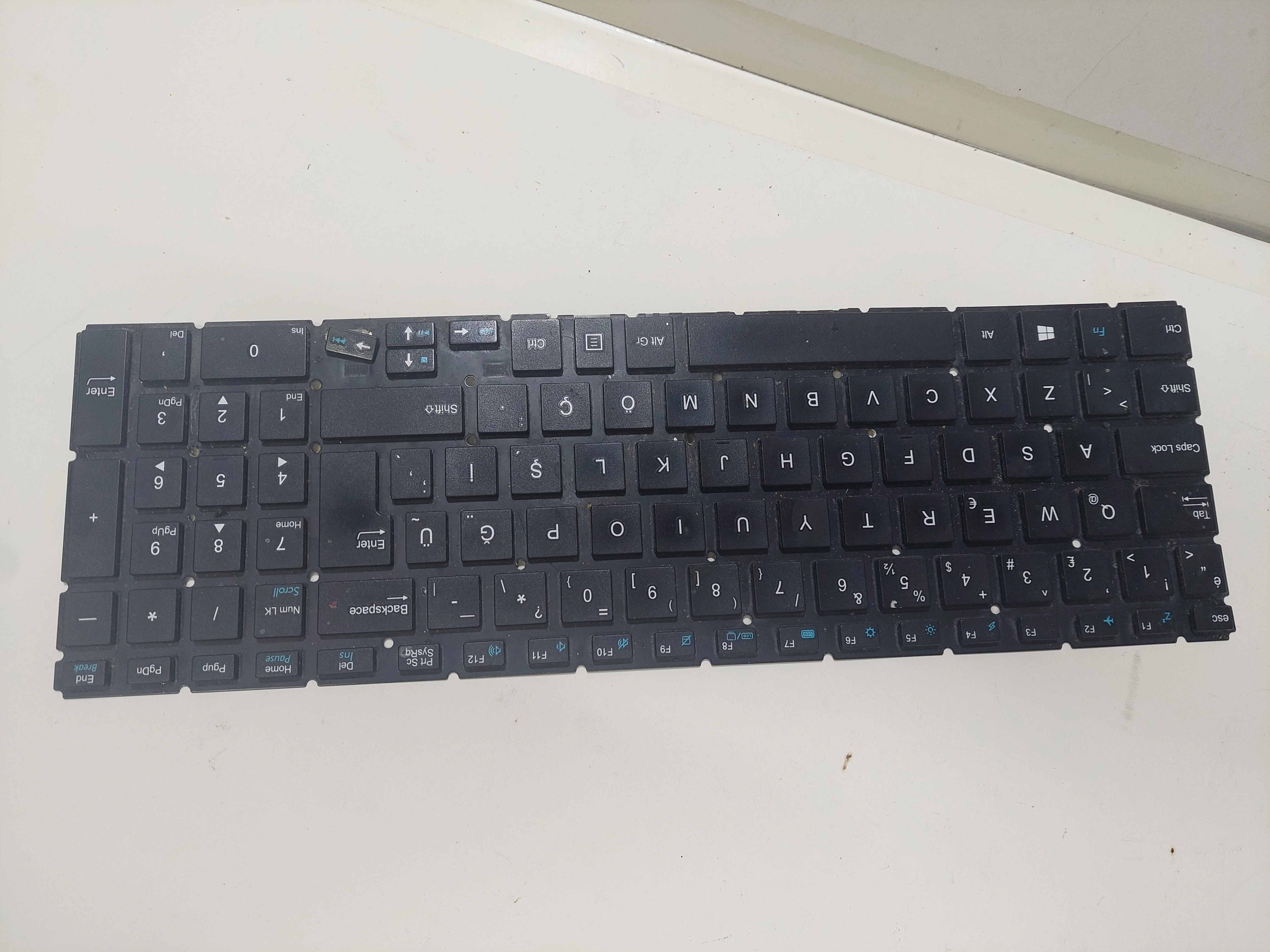 CASPER Nirvana F15 klavye TBM15K3