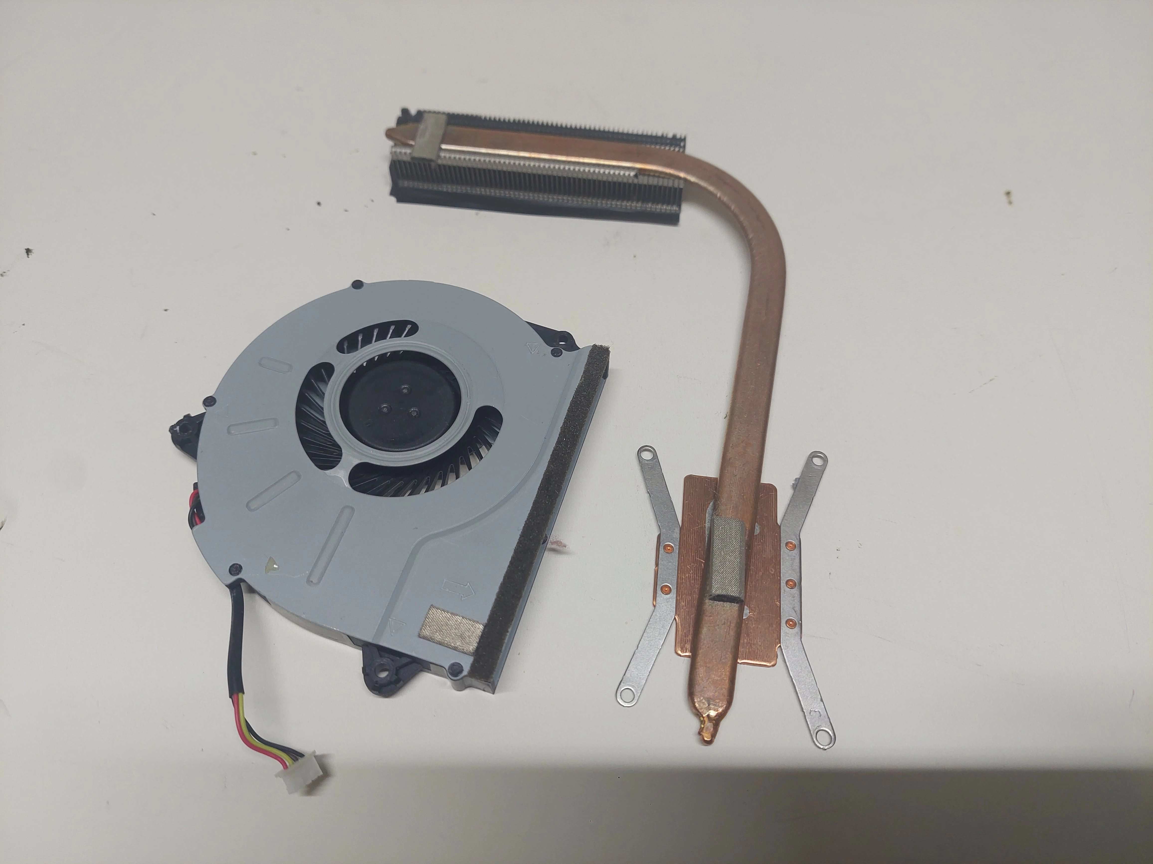  Lenovo Z50-75 80EC CPU SOĞUTUCU FAN EG75080S2 / AT0TG0010W0  BAKIR