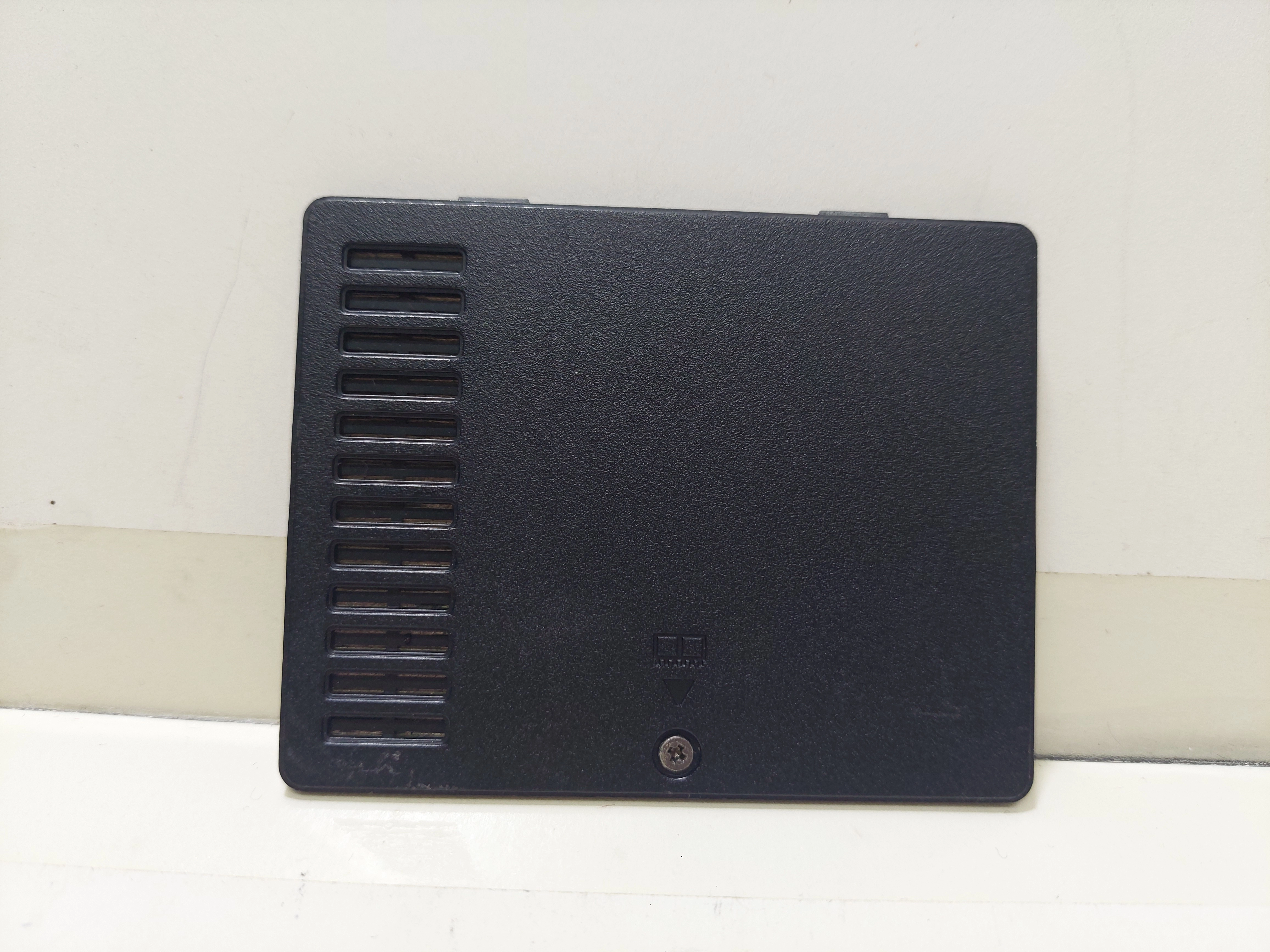 HP Compaq 6735s 6730s RAM  Kapağı 6070B0299201