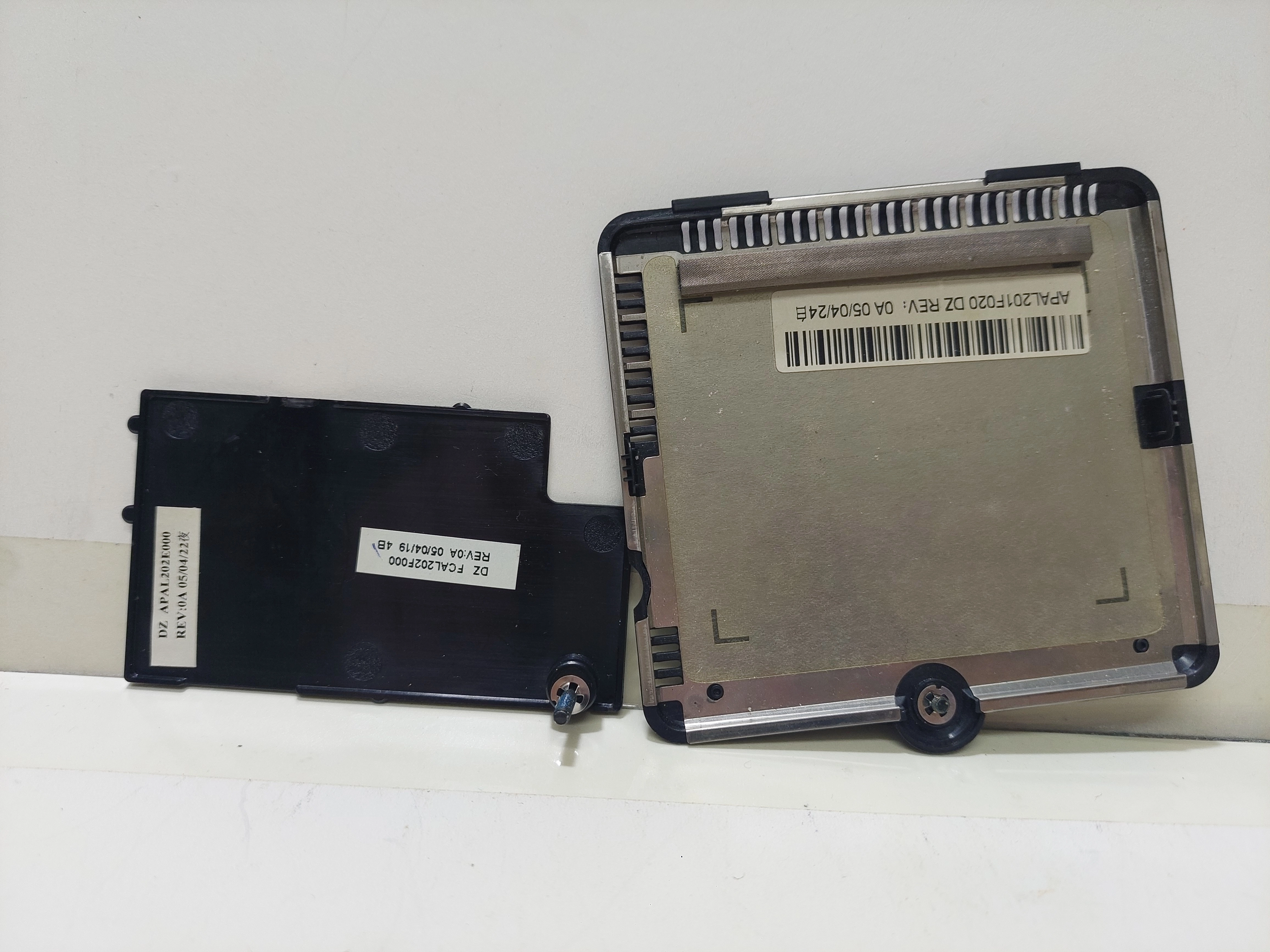 ASUS Z53 ALT KAPAK APAL201F020