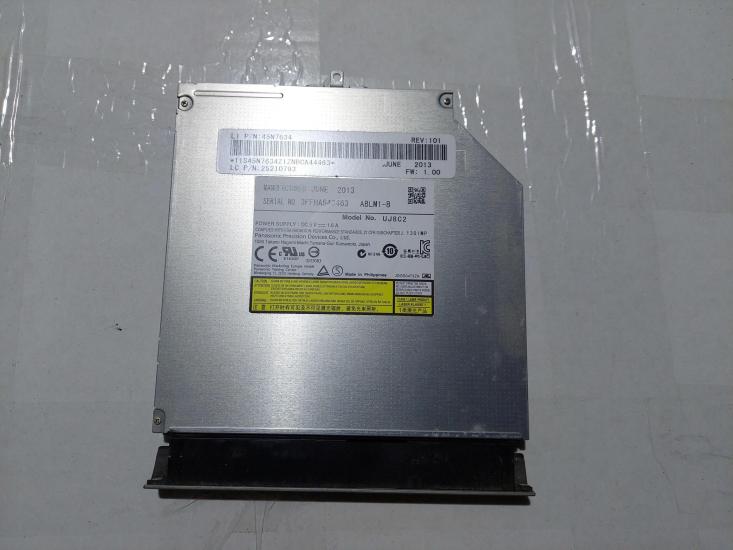 PANASONIC UJ8C2 Model 9.5mm Slim uymlu SATA CD-RW DVD-RW Multi Burner