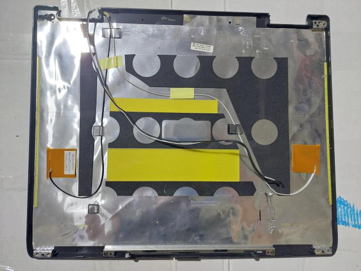 Toshiba Satellite L10 L10-102 Ekran Arka KAPAK Lcd Cover 39EW3LC0026