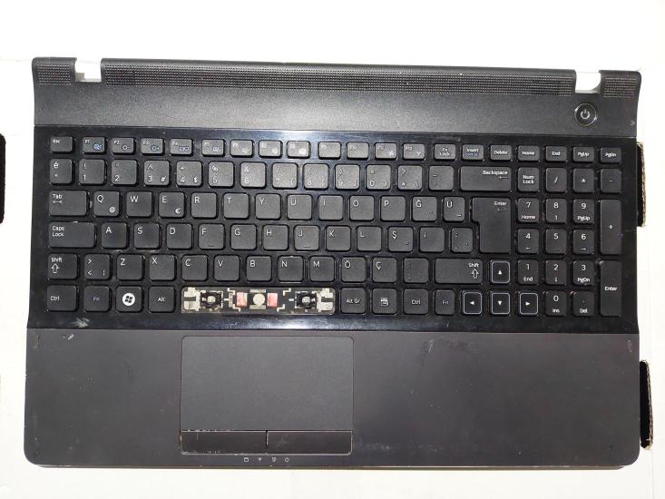 Samsung Np300E5A-S0ATR Üst kasa BA75 03590F  CNBA590318