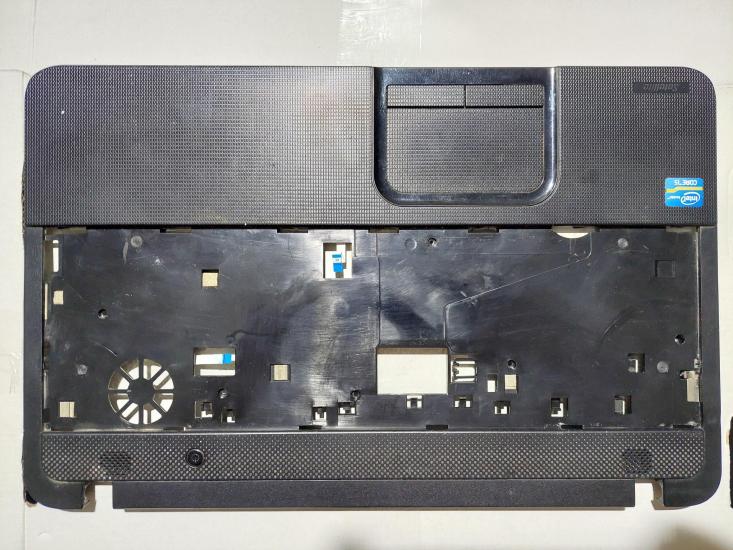 Toshiba Satellite C855 Üst Kasa Toshiba Satellite C850D-104 13N0 - ZWA0W01  -   13N0 - ZWA0W01