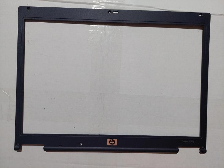 HP 2510P LCD Ekran Çerçevesi  BEZEL 451733-001 