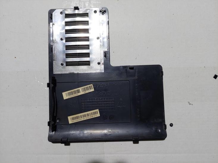 Toshiba Satellite C850 C855 L850  ALT KASA KAPAĞI 13N0-ZWA0D01 H000050090