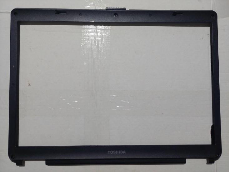 Toshiba Satellite A135 Bezel AP015000200