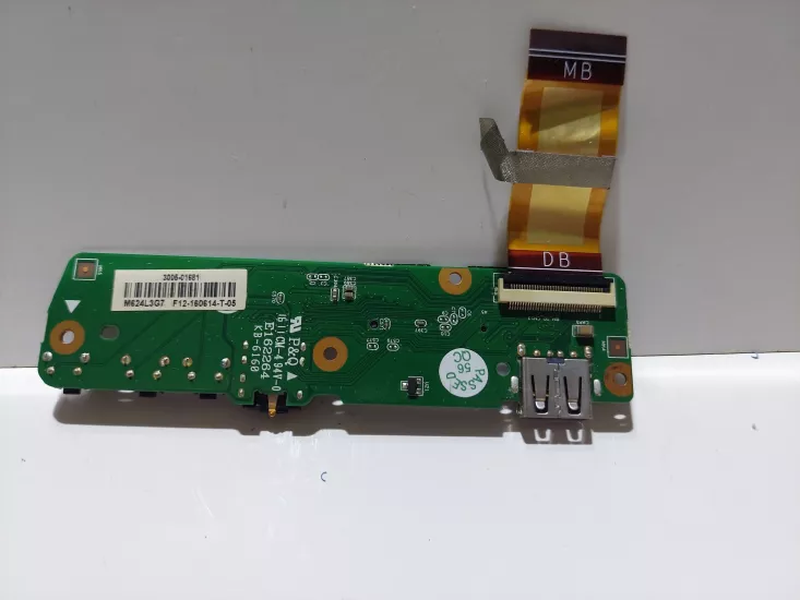 Lenovo  USB Ses  Okuyucu Kartı ve Flex 3-1130 Kablo 3005-01681