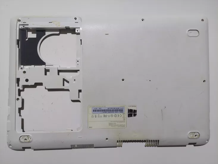 Samsung NP370R5E NP370 370R ALT KASA BA75 - 04476A