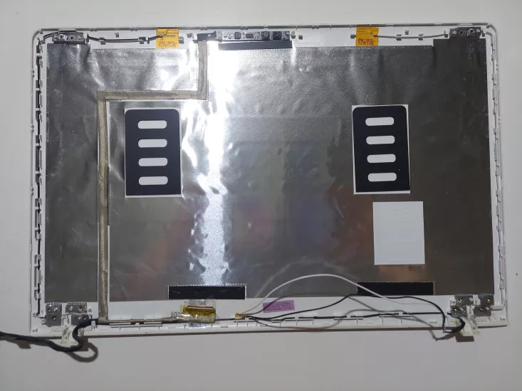 Samsung NP370R5E NP370 370R LCD Arka Kapak COVER BA75-04473A