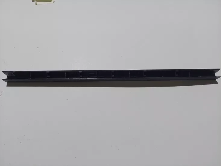 LENOVO V15 ADA V15 82C7 LCD MENTEŞE KAPAĞI KAPAK TRIM ÇITA ÇUBUK  FA1KW000300